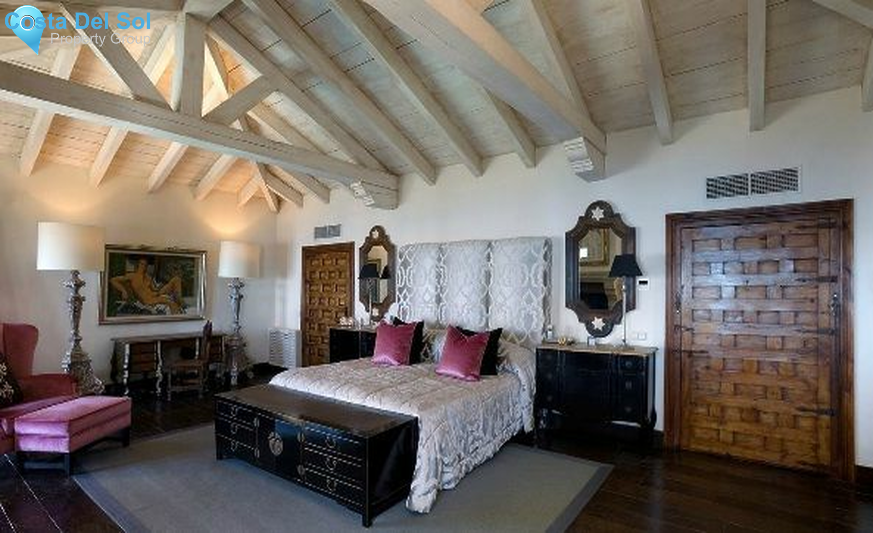 Detached Villa in Los Monteros-1429757