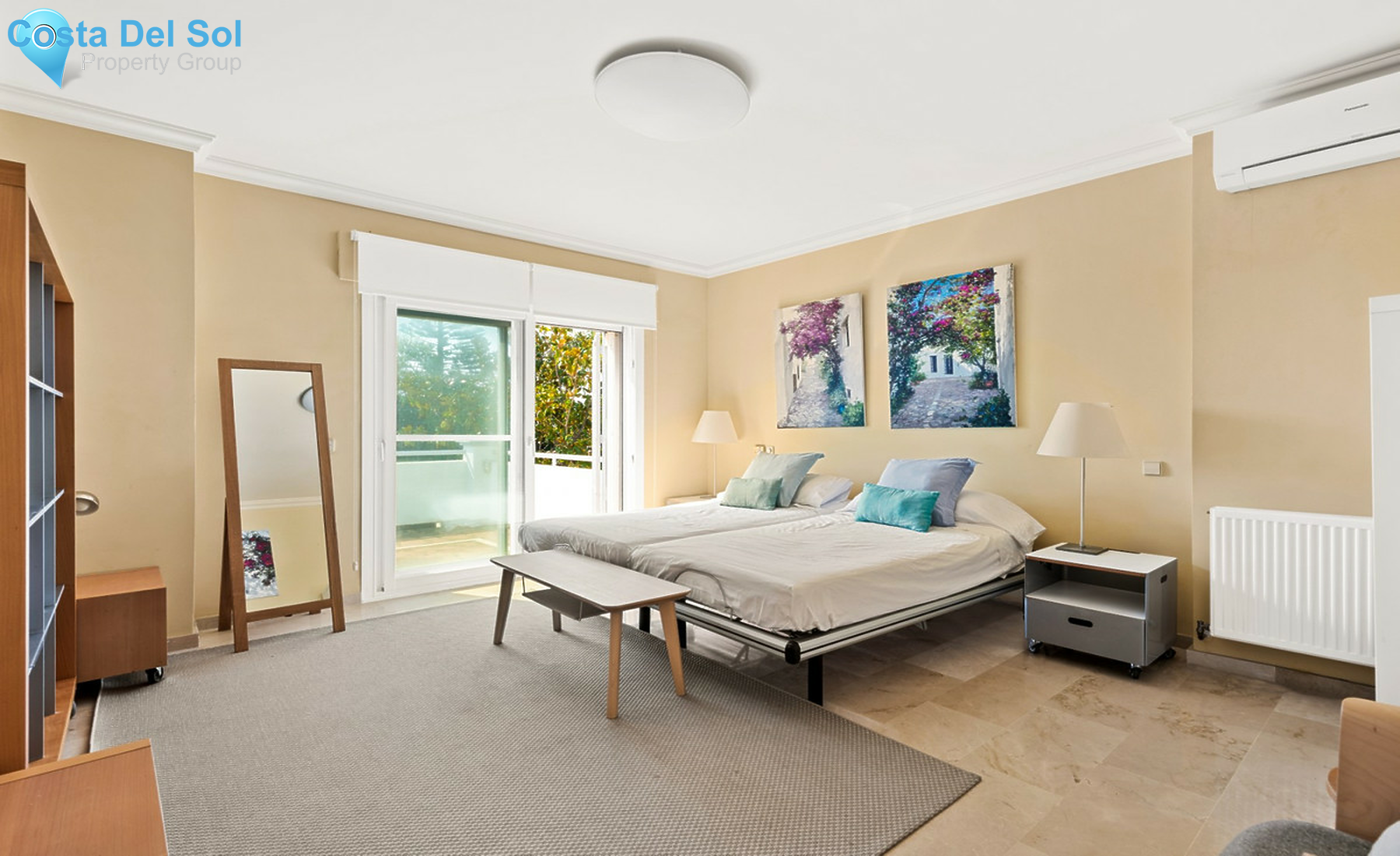 Detached Villa in Marbella-722235