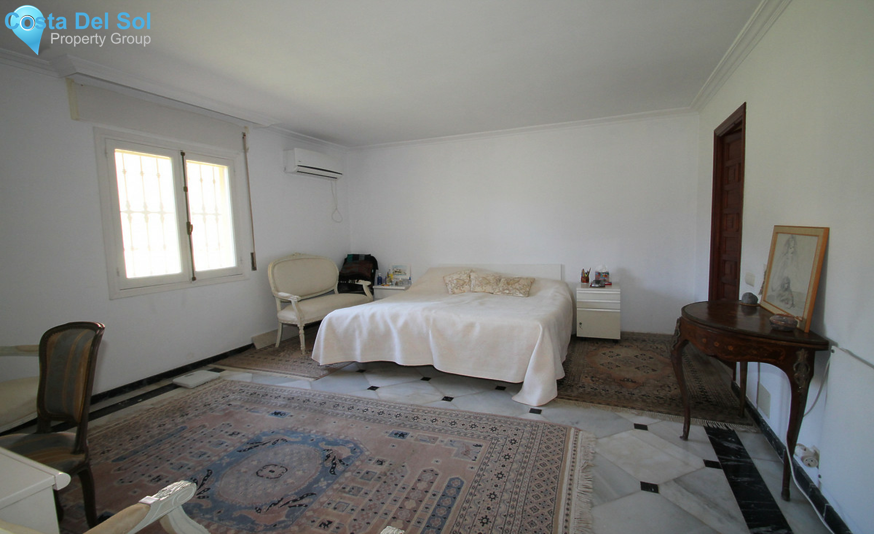 Detached Villa in Marbella-703731