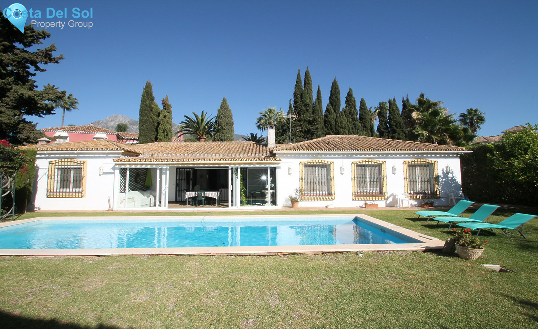 Detached Villa in Marbella-703718