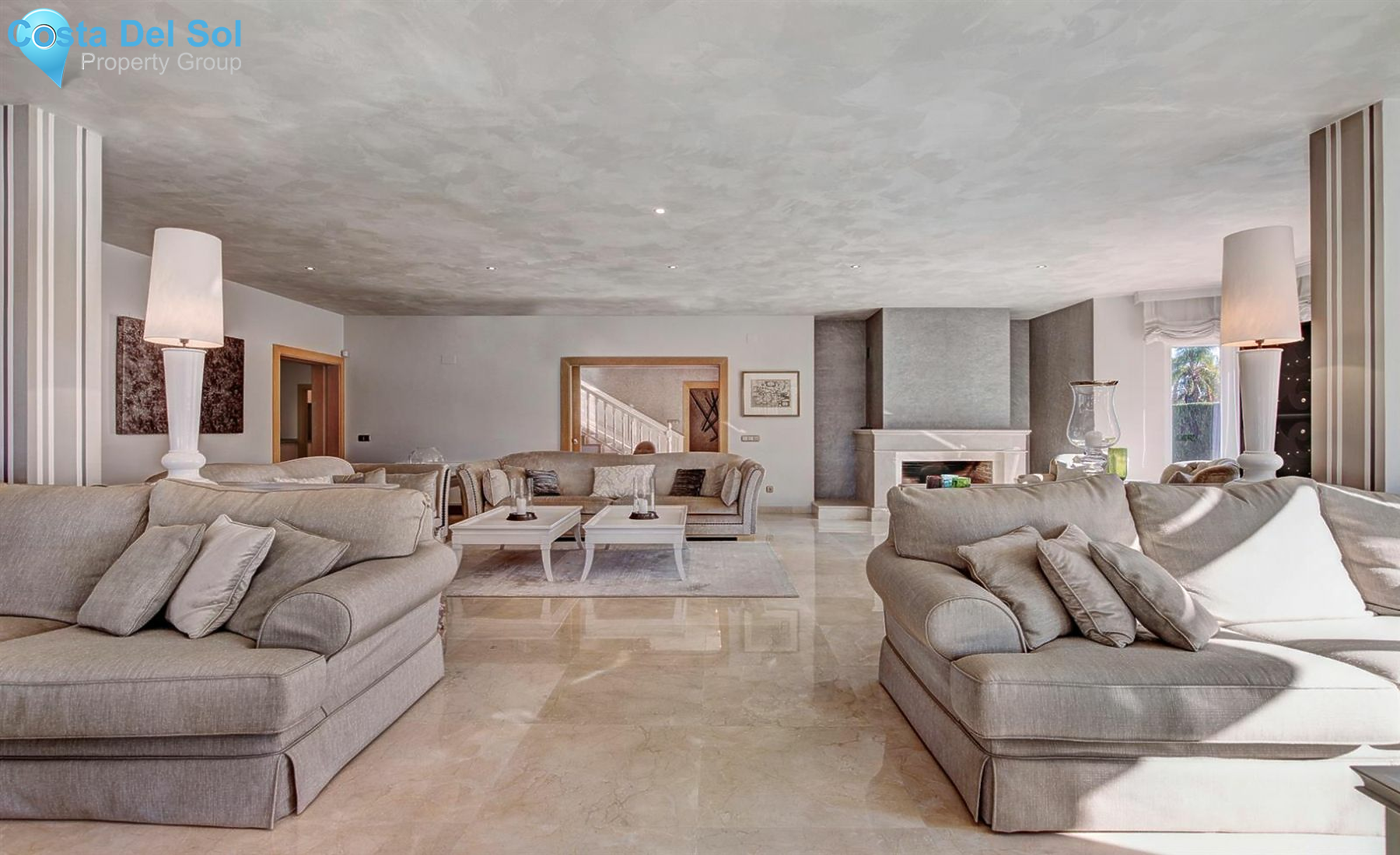 Detached Villa in Marbella-1129304