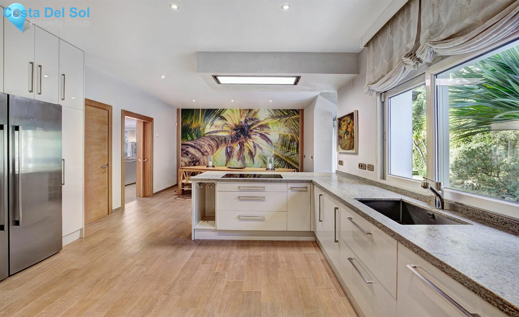 Detached Villa in Marbella-1129309