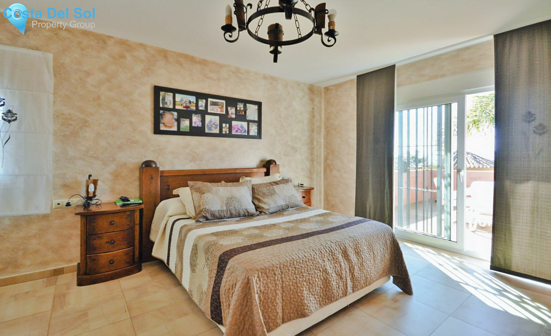 Detached Villa in Marbella-1140419