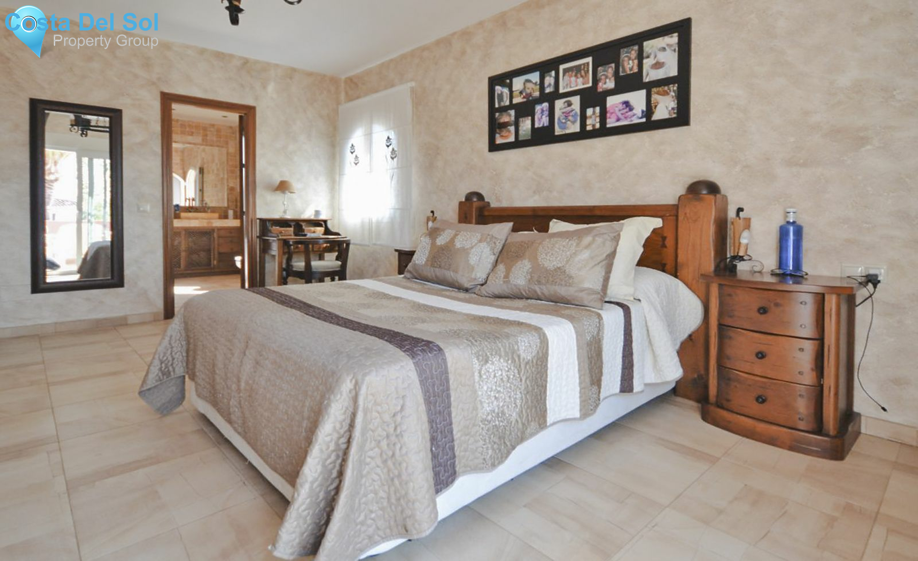 Detached Villa in Marbella-1140420