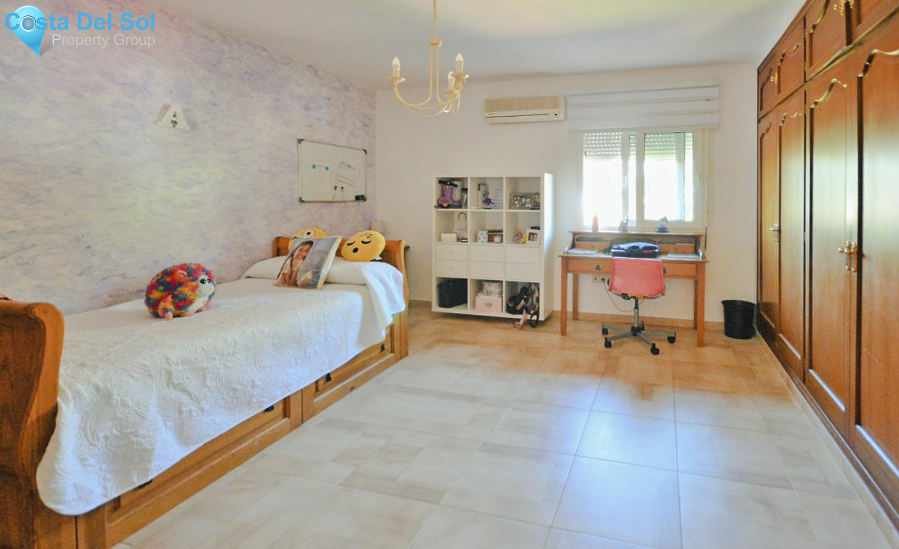 Detached Villa in Marbella-1140426