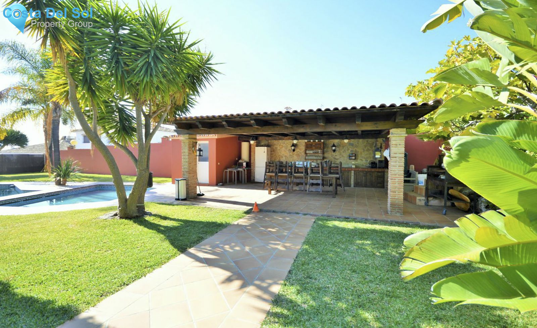 Detached Villa in Marbella-1140428
