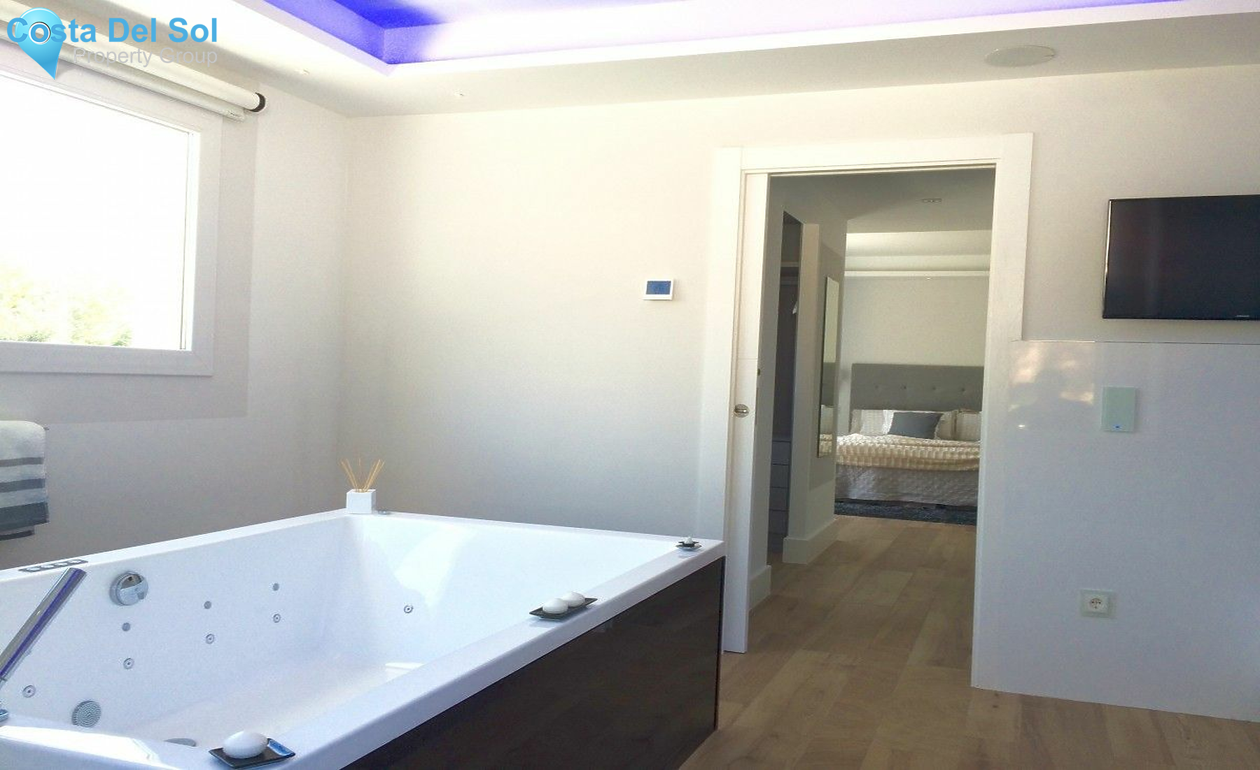 Detached Villa in Marbella-1145368