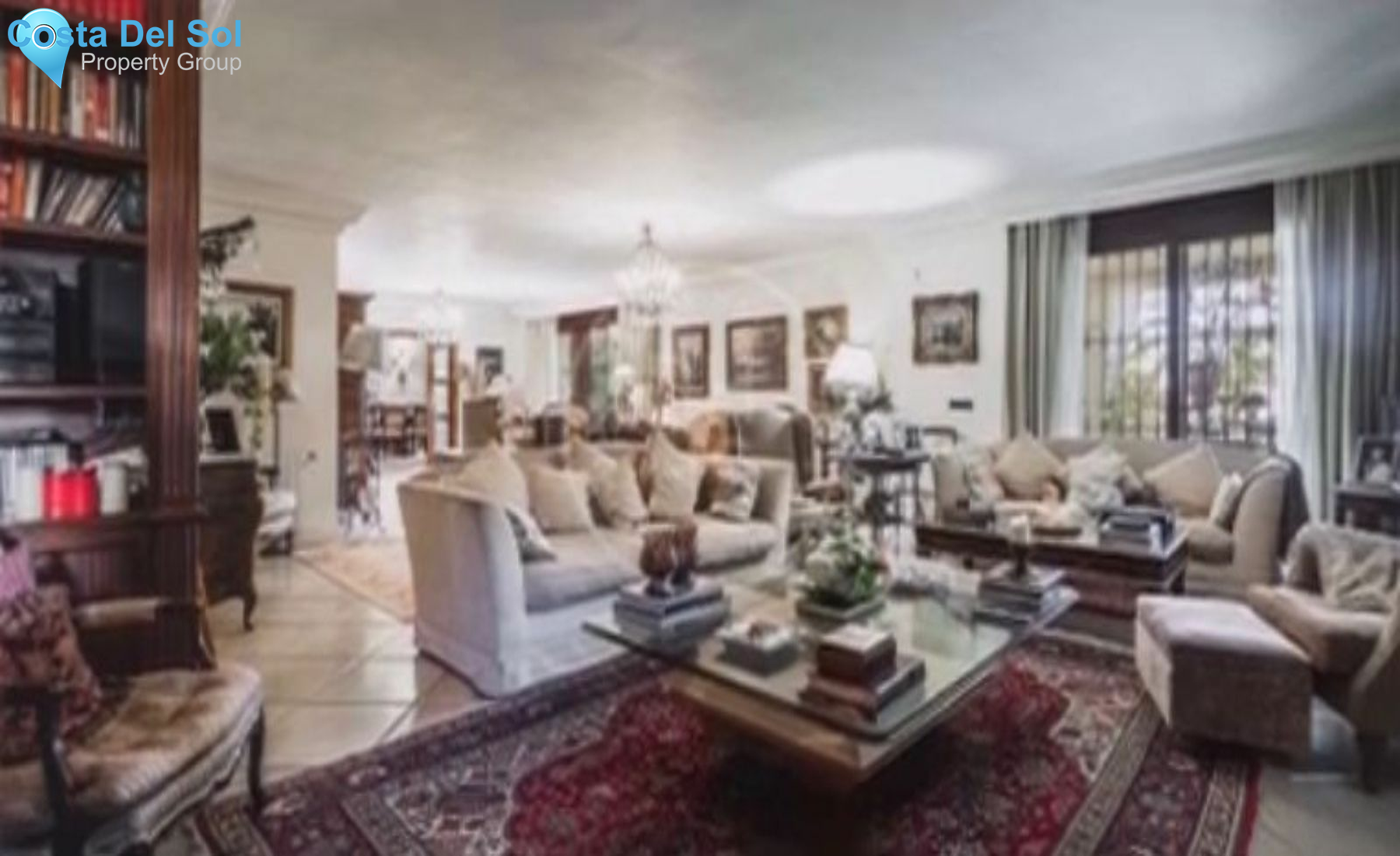 Detached Villa in Marbella-1163136