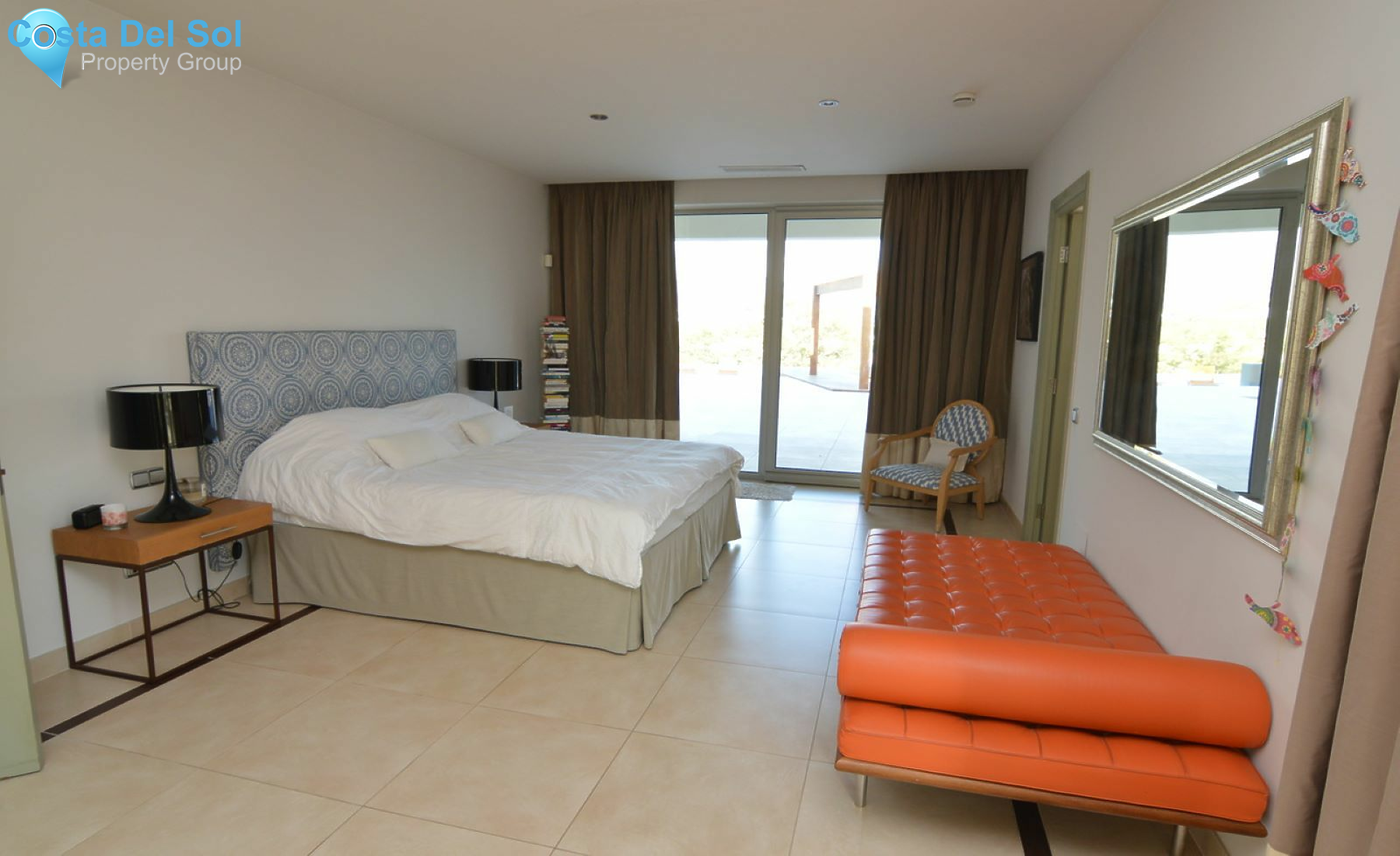 Detached Villa in Marbella-1205725