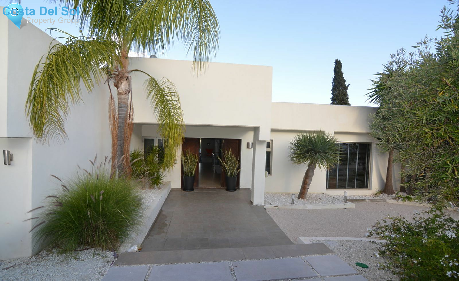Detached Villa in Marbella-1205732