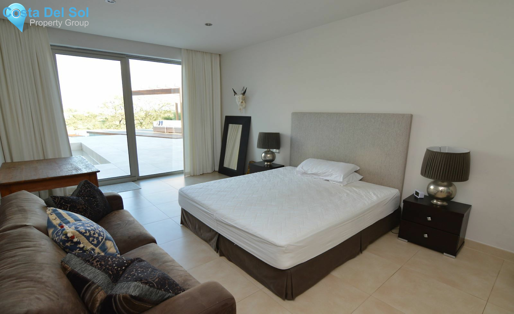 Detached Villa in Marbella-1205722