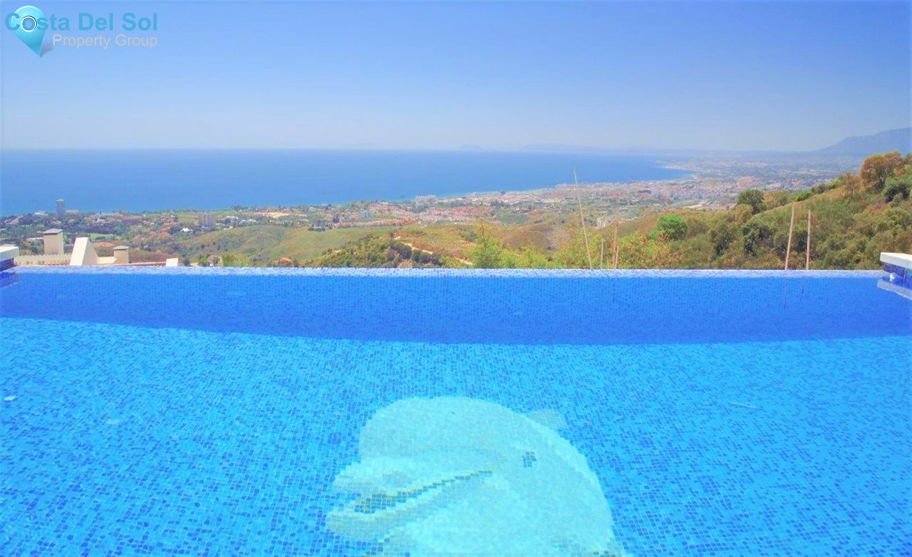 Detached Villa in Marbella-1215180