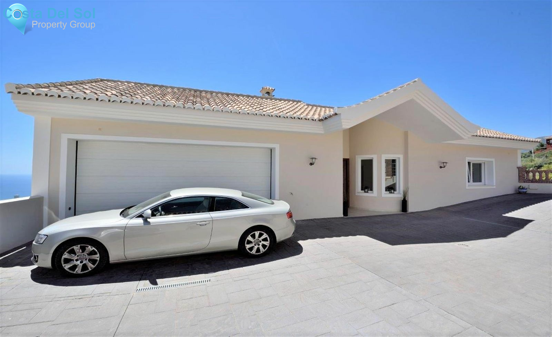 Detached Villa in Marbella-1215181