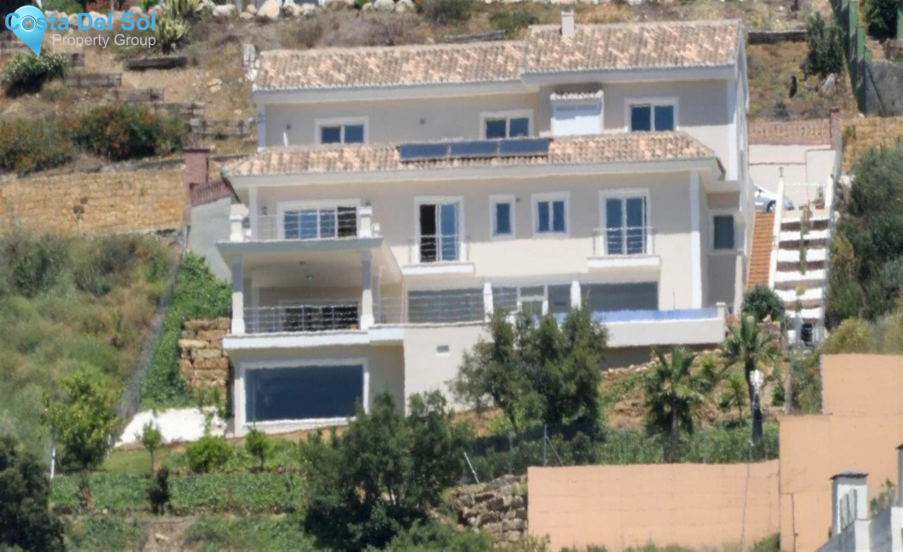 Detached Villa in Marbella-1215182