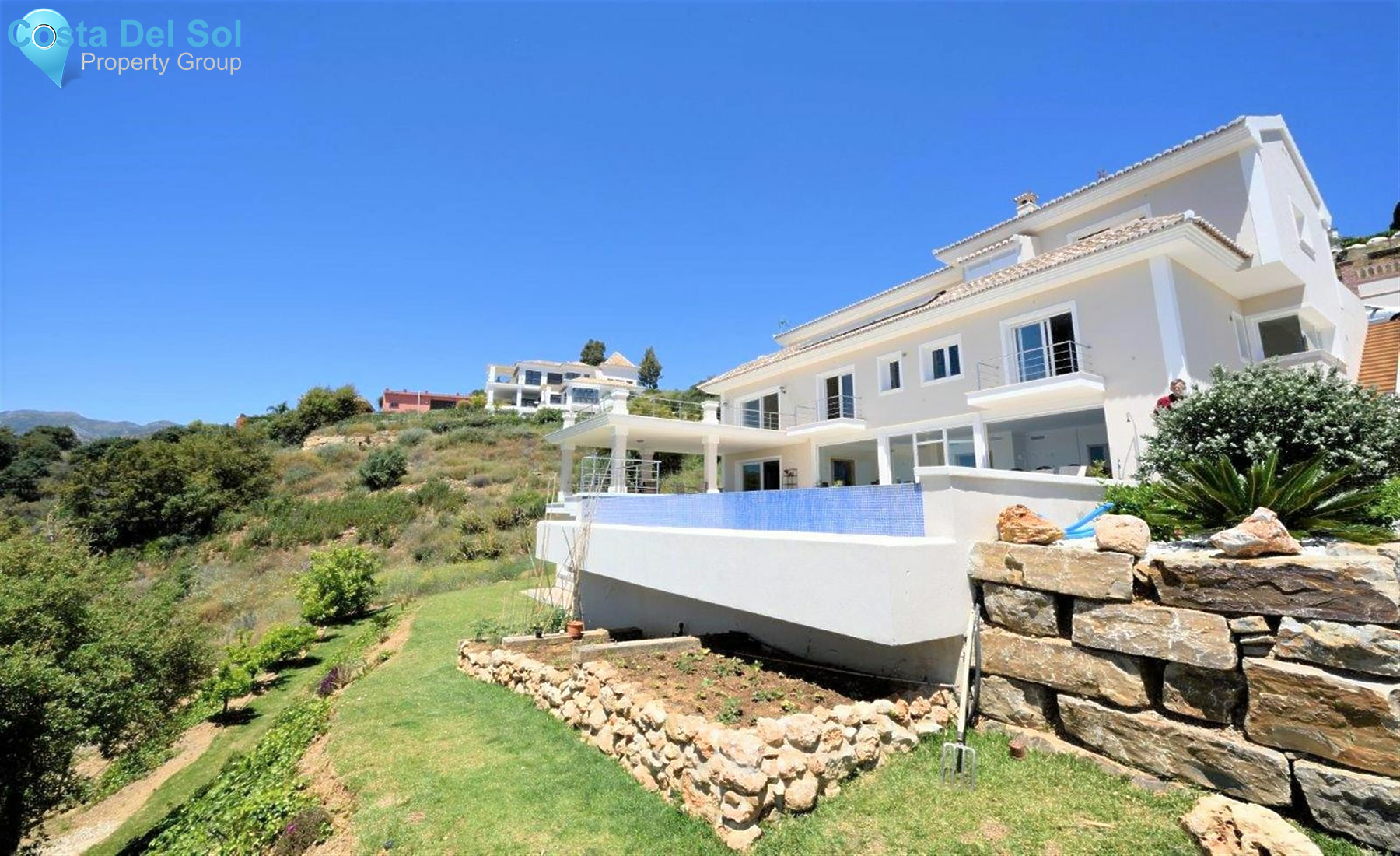 Detached Villa in Marbella-1215184