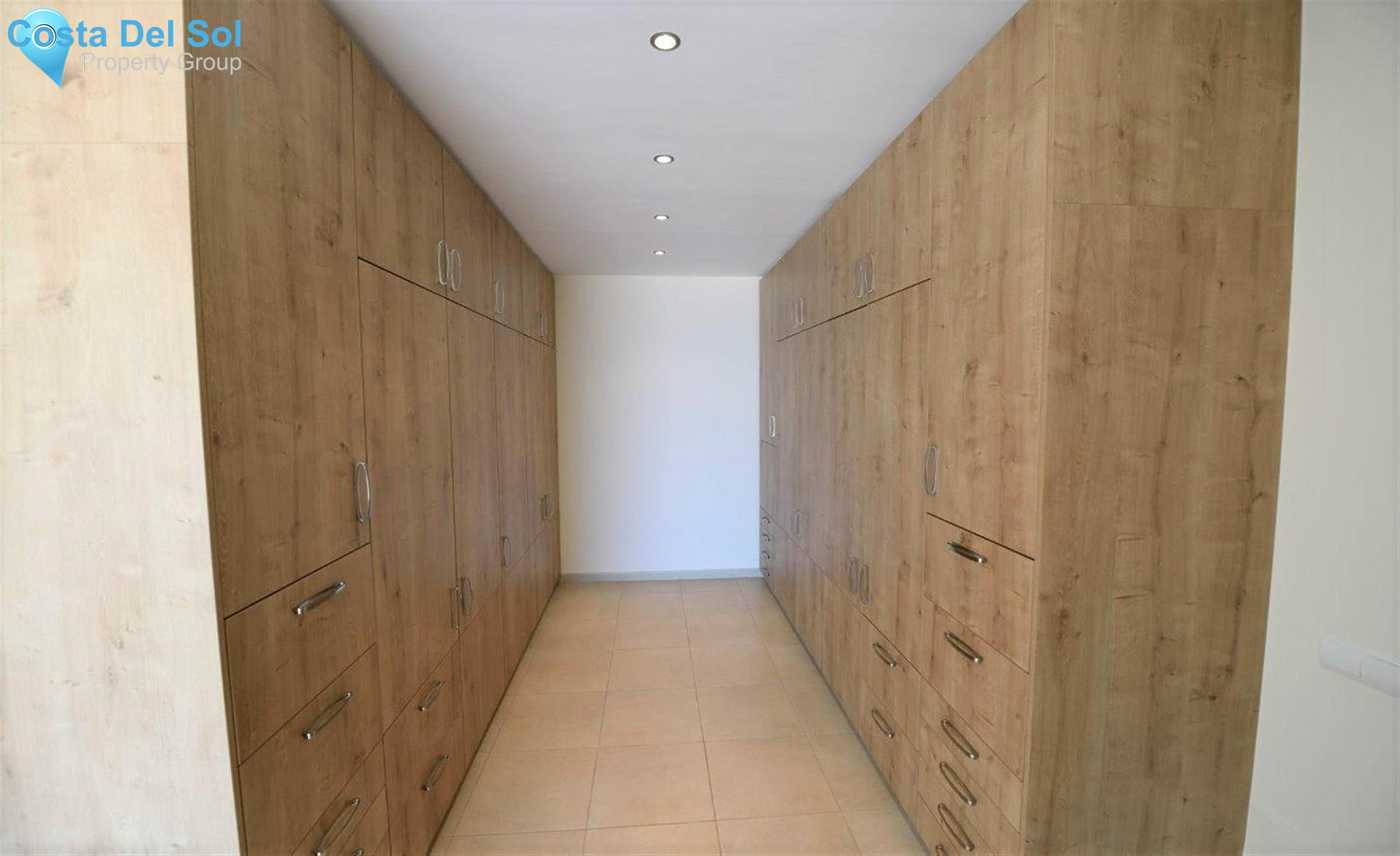Detached Villa in Marbella-1215171