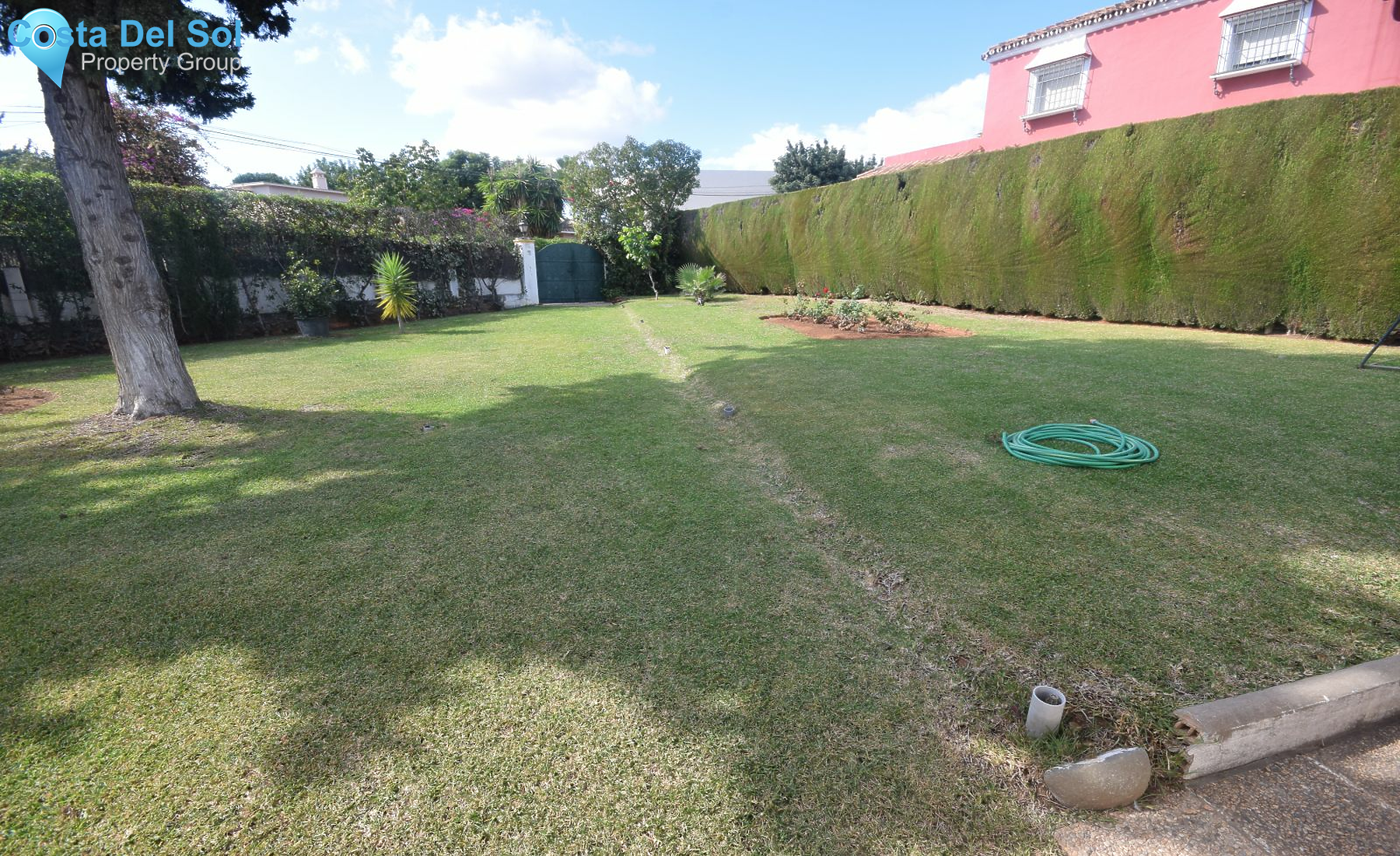 Detached Villa in Marbella-1441396