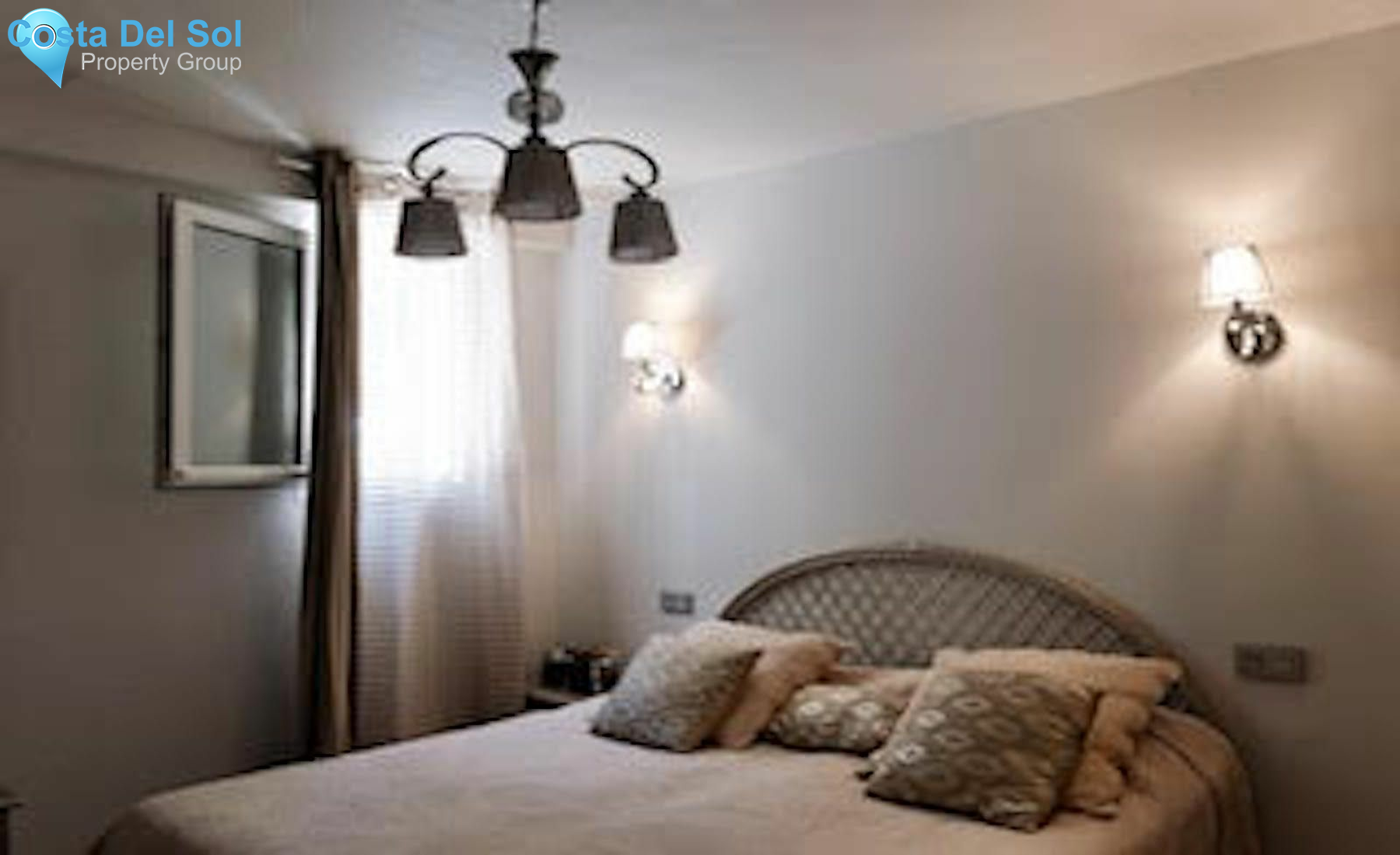 Detached Villa in Marbella-1490340