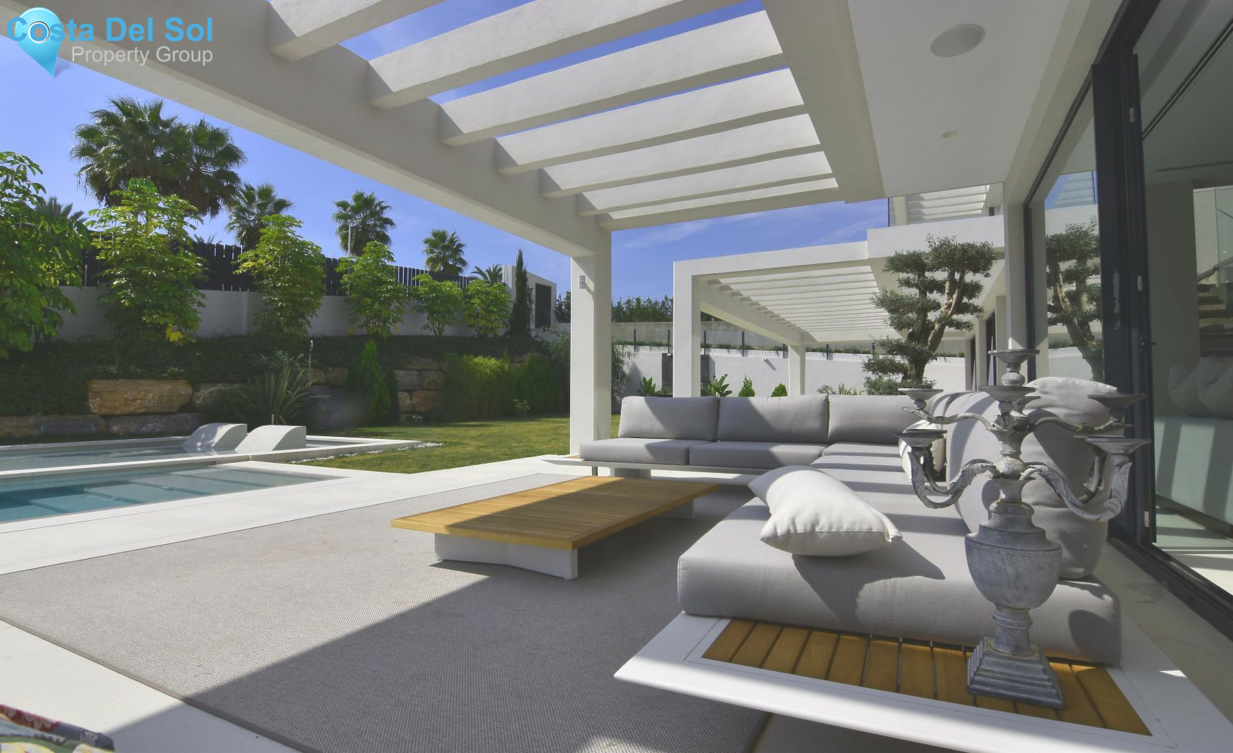 Detached Villa in Marbella-1490882