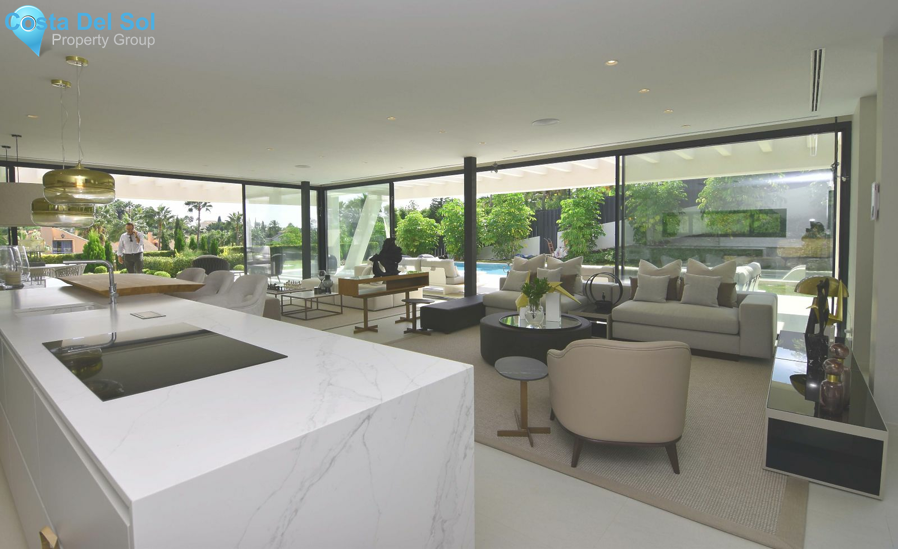 Detached Villa in Marbella-1490887