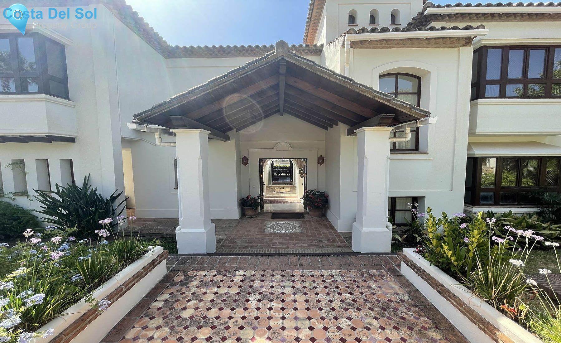 Detached Villa in Marbella-1515425