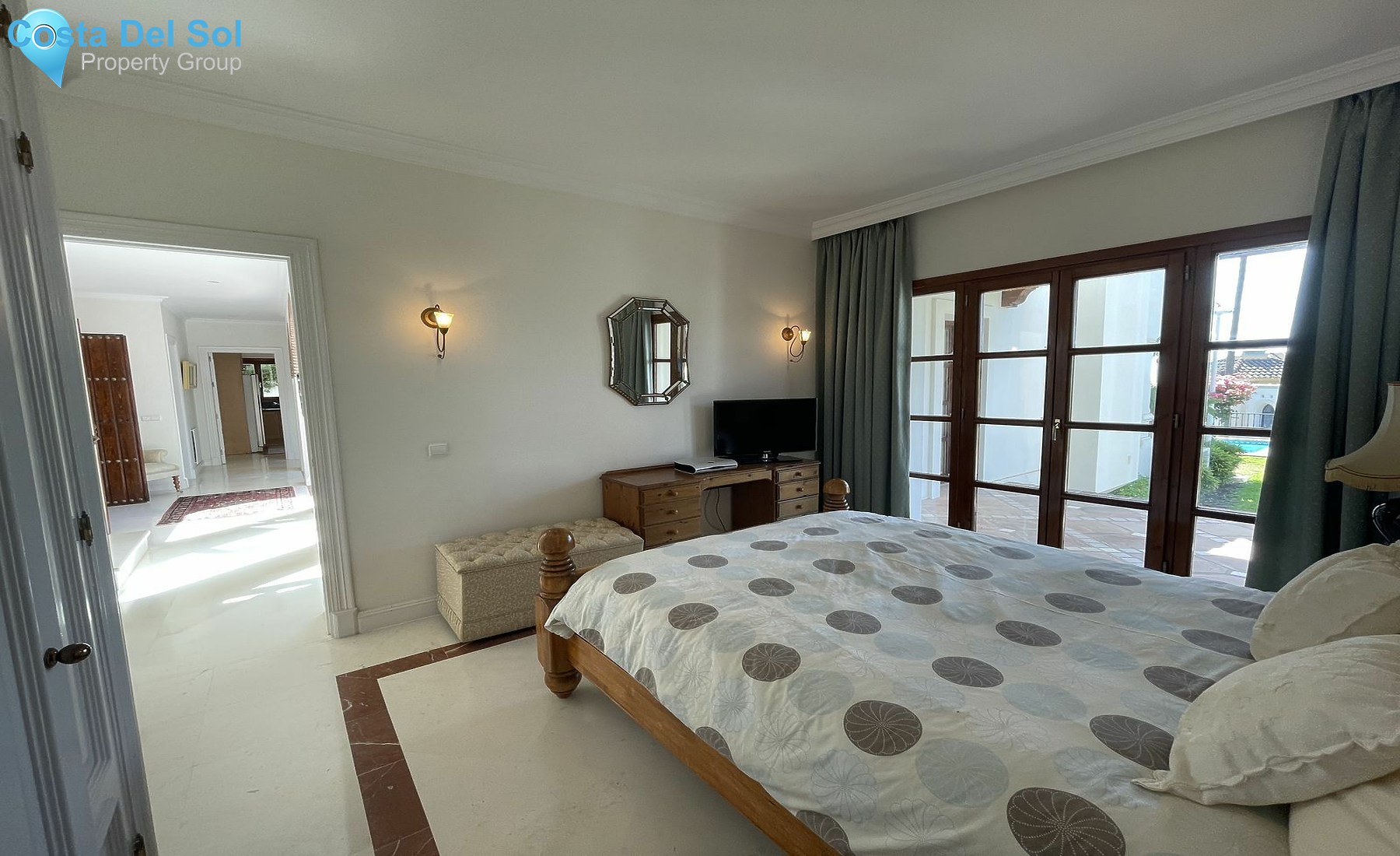 Detached Villa in Marbella-1515429