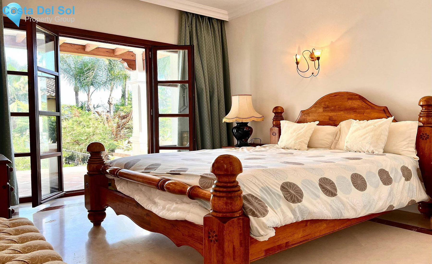 Detached Villa in Marbella-1515416