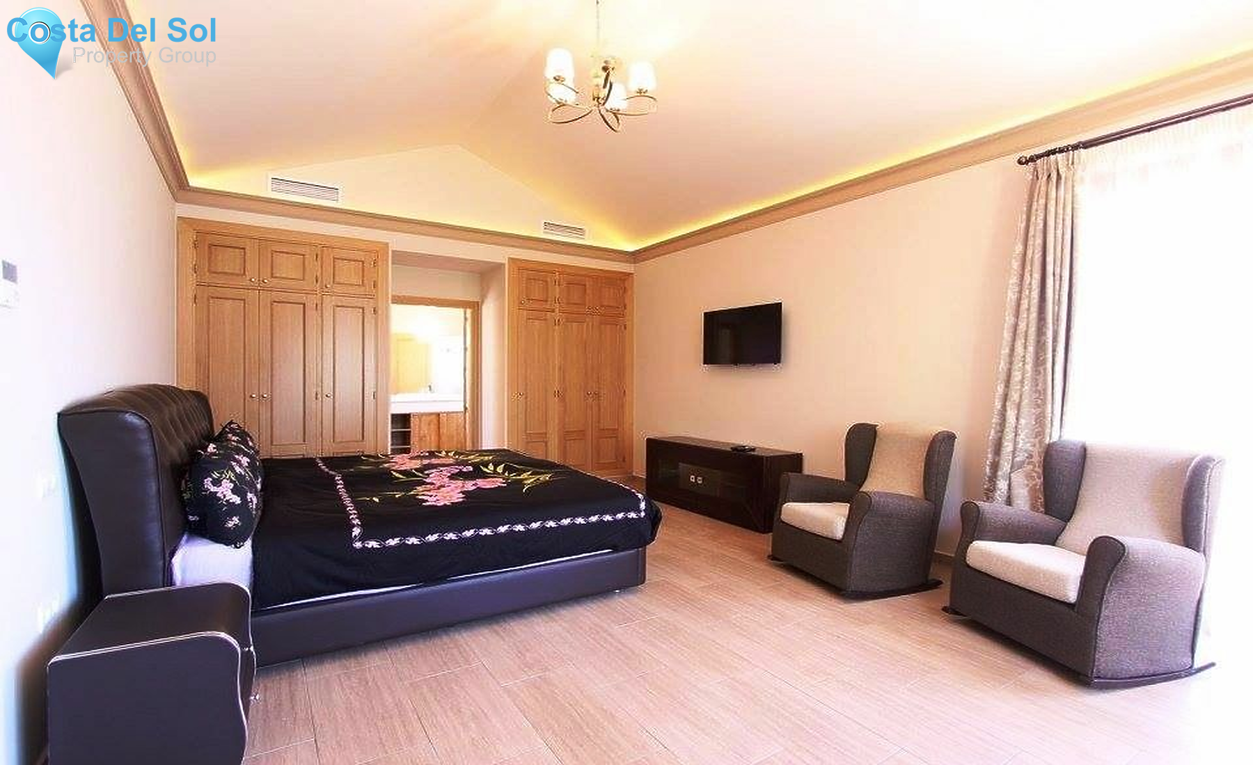 Detached Villa in Marbesa-1216215