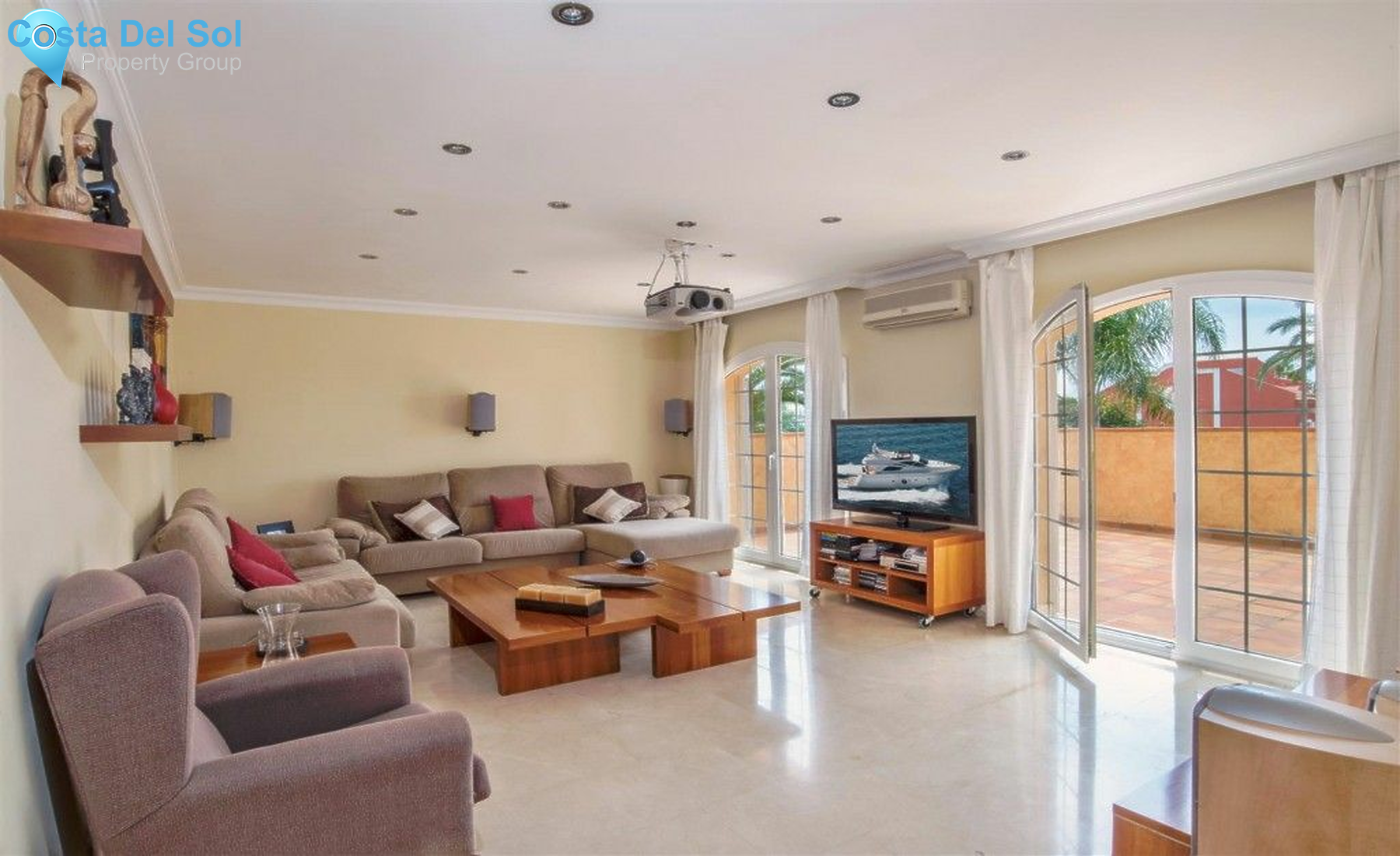 Detached Villa in Marbesa-1389652