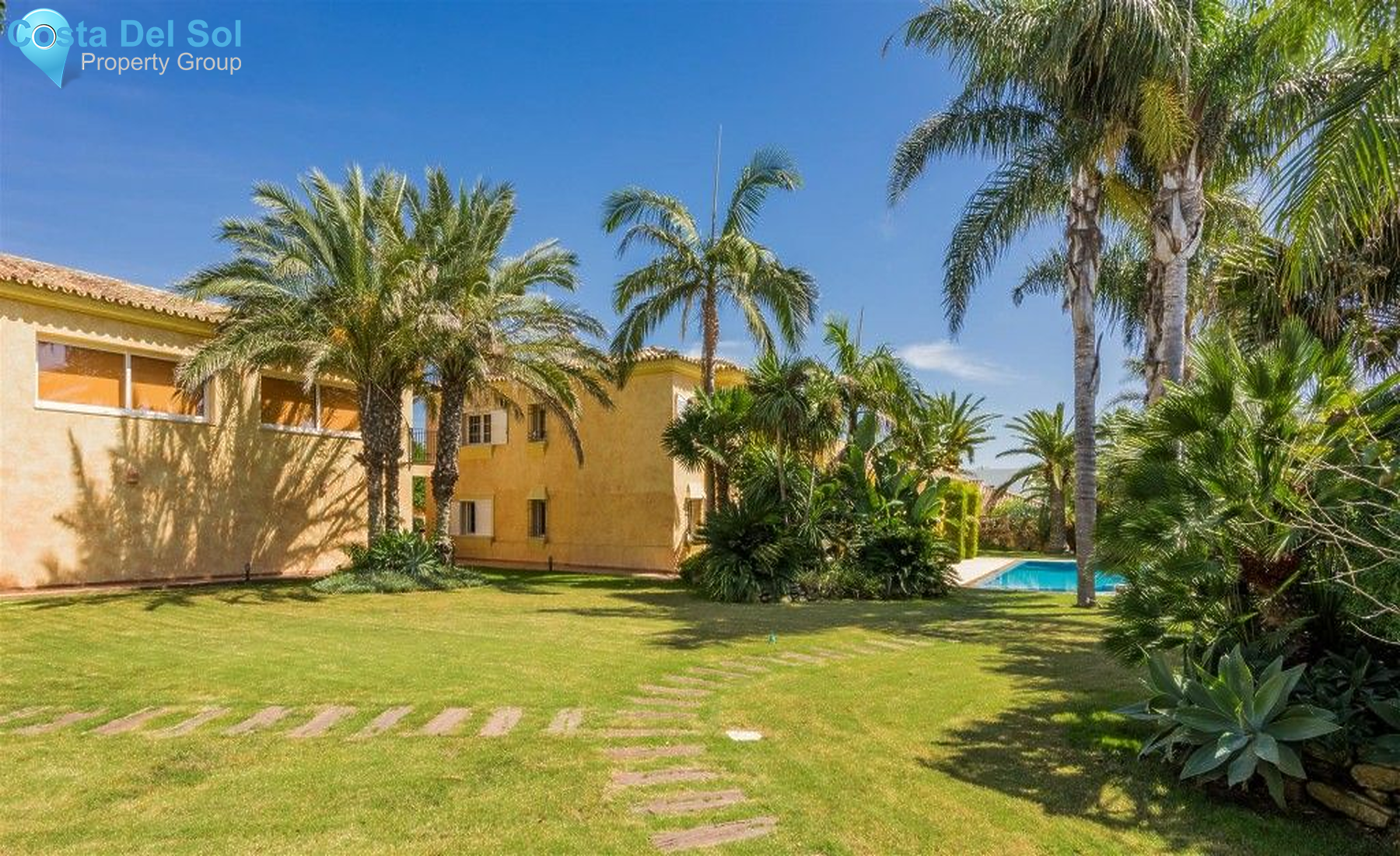 Detached Villa in Marbesa-1389644