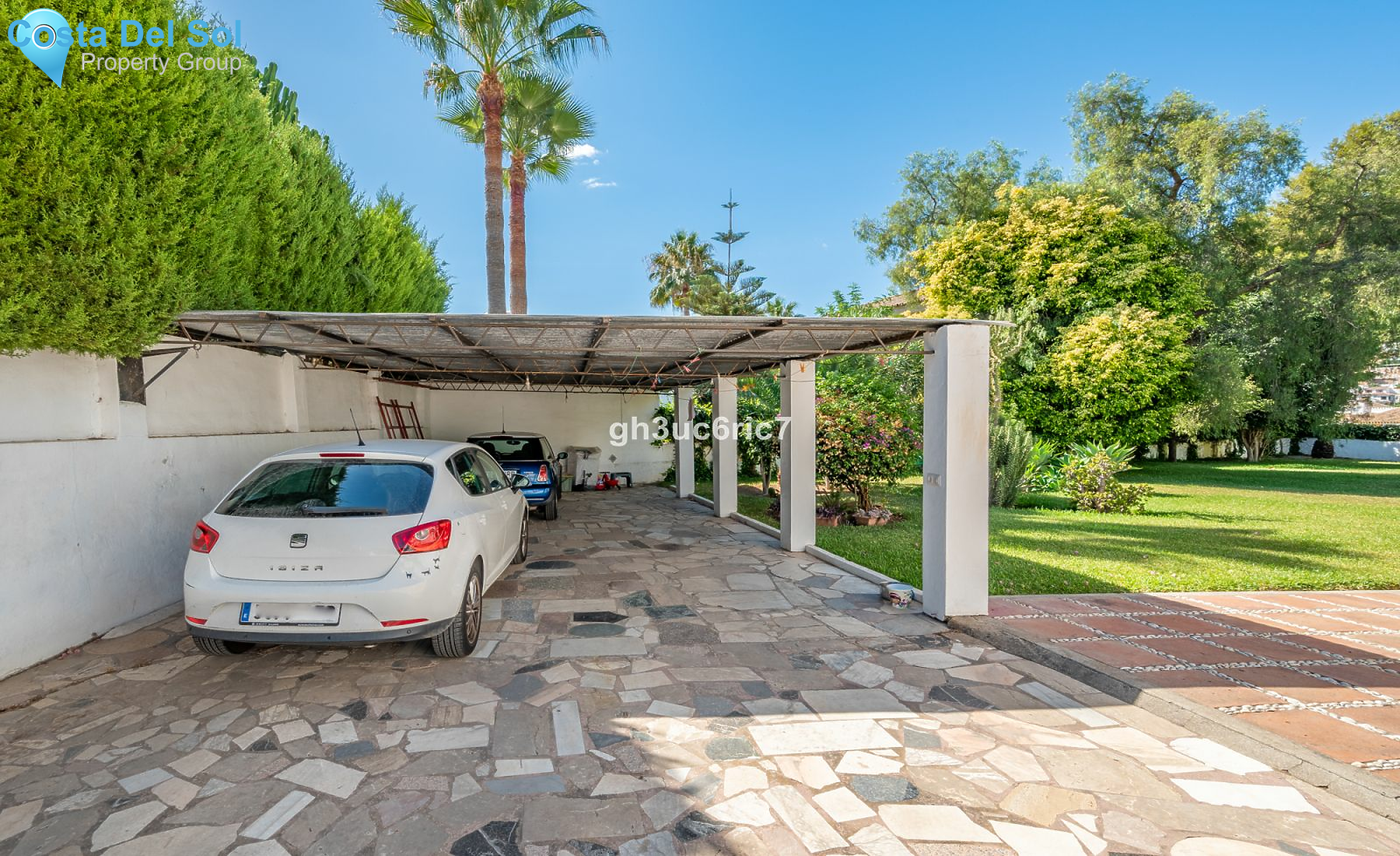 Detached Villa in Mijas Costa-1177283