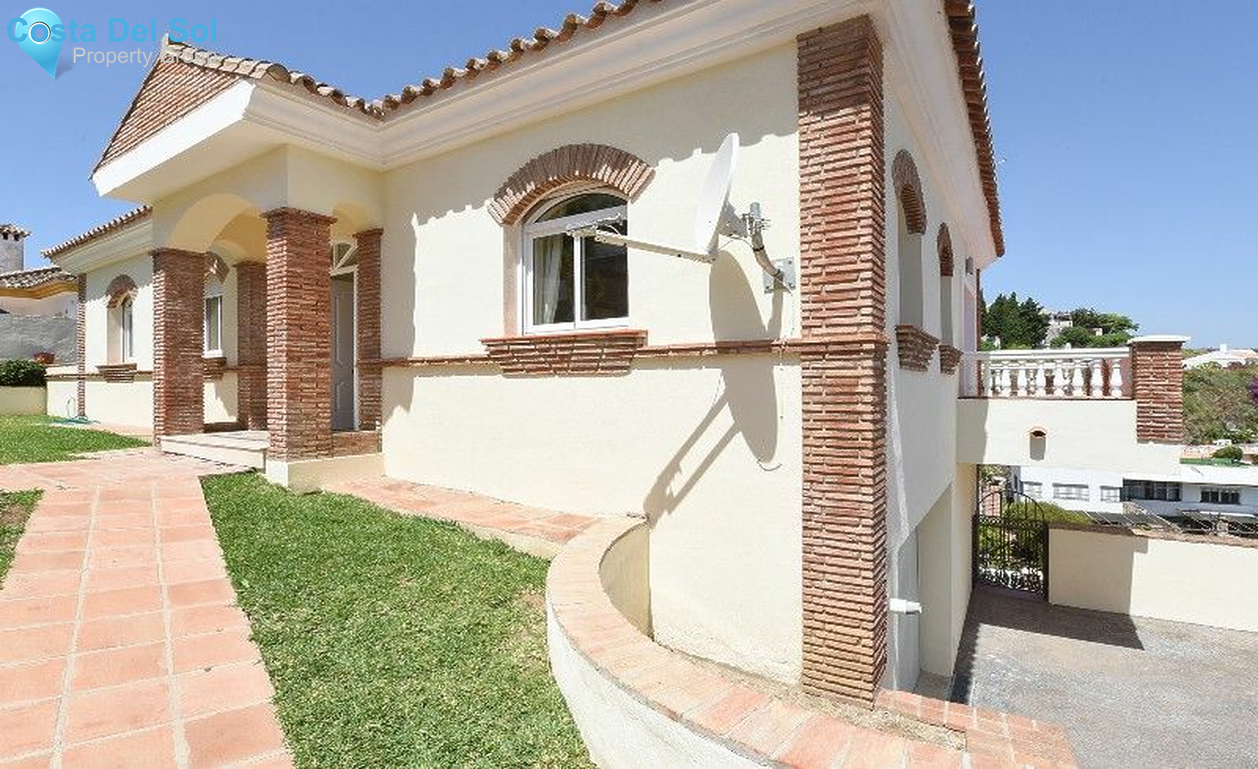 Detached Villa in Mijas Costa-1492725