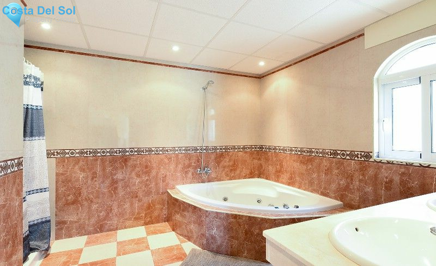 Detached Villa in Mijas Costa-1492727