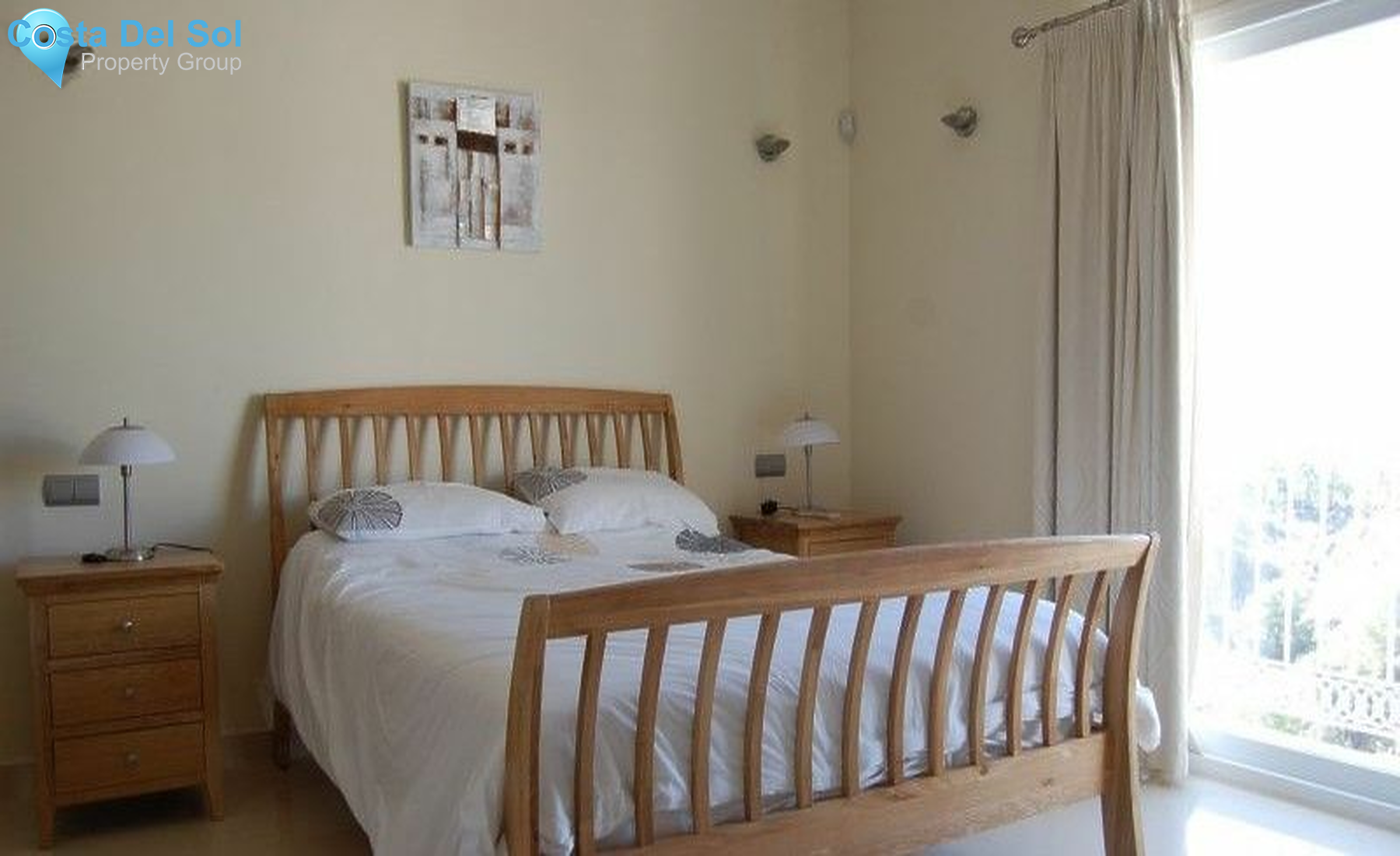 Detached Villa in Mijas-1400010