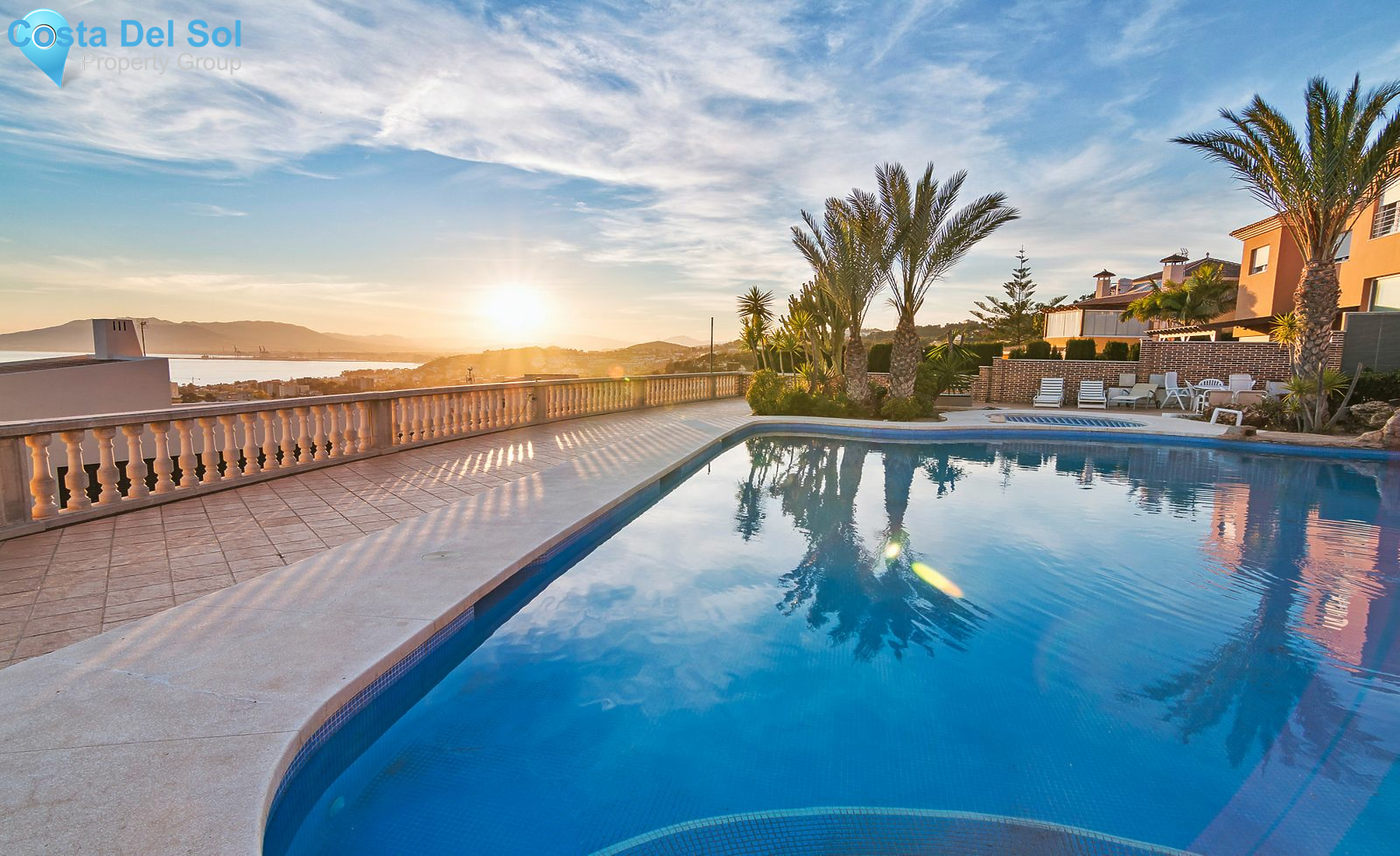 Detached Villa in Málaga Este-1215381