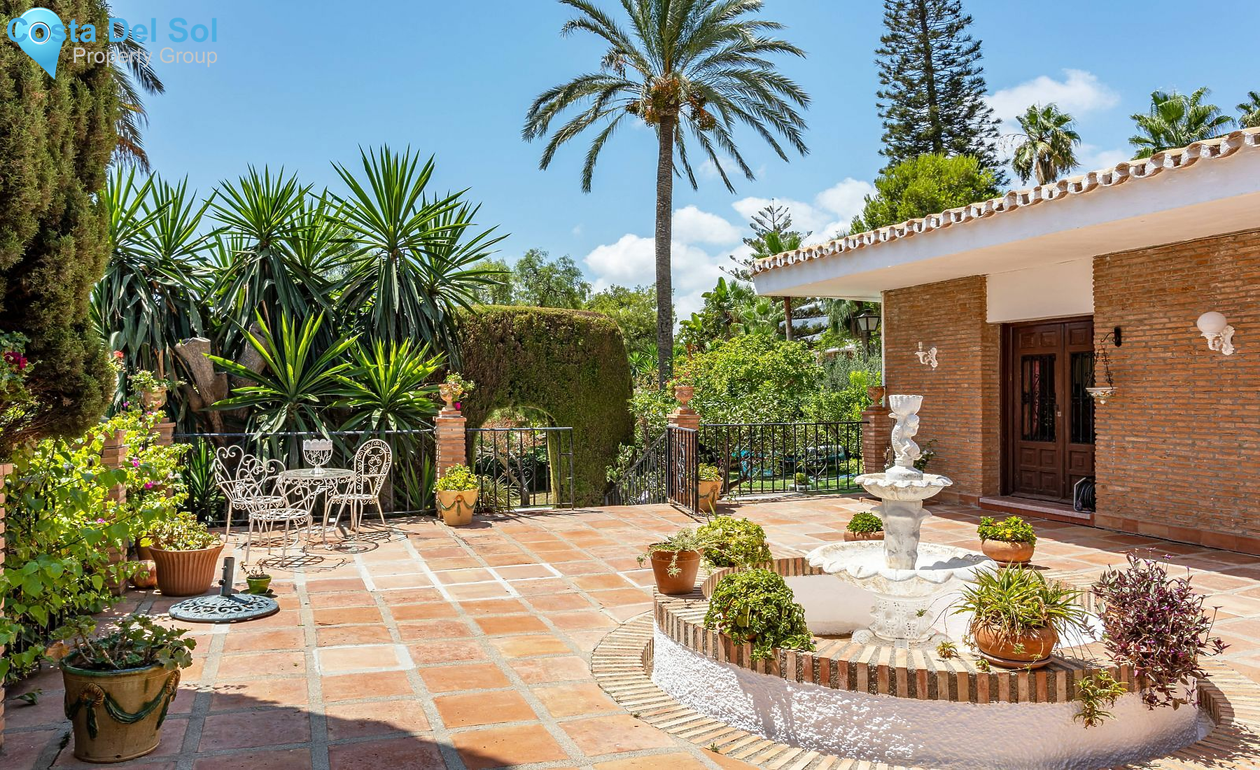 Detached Villa in Málaga-1420207