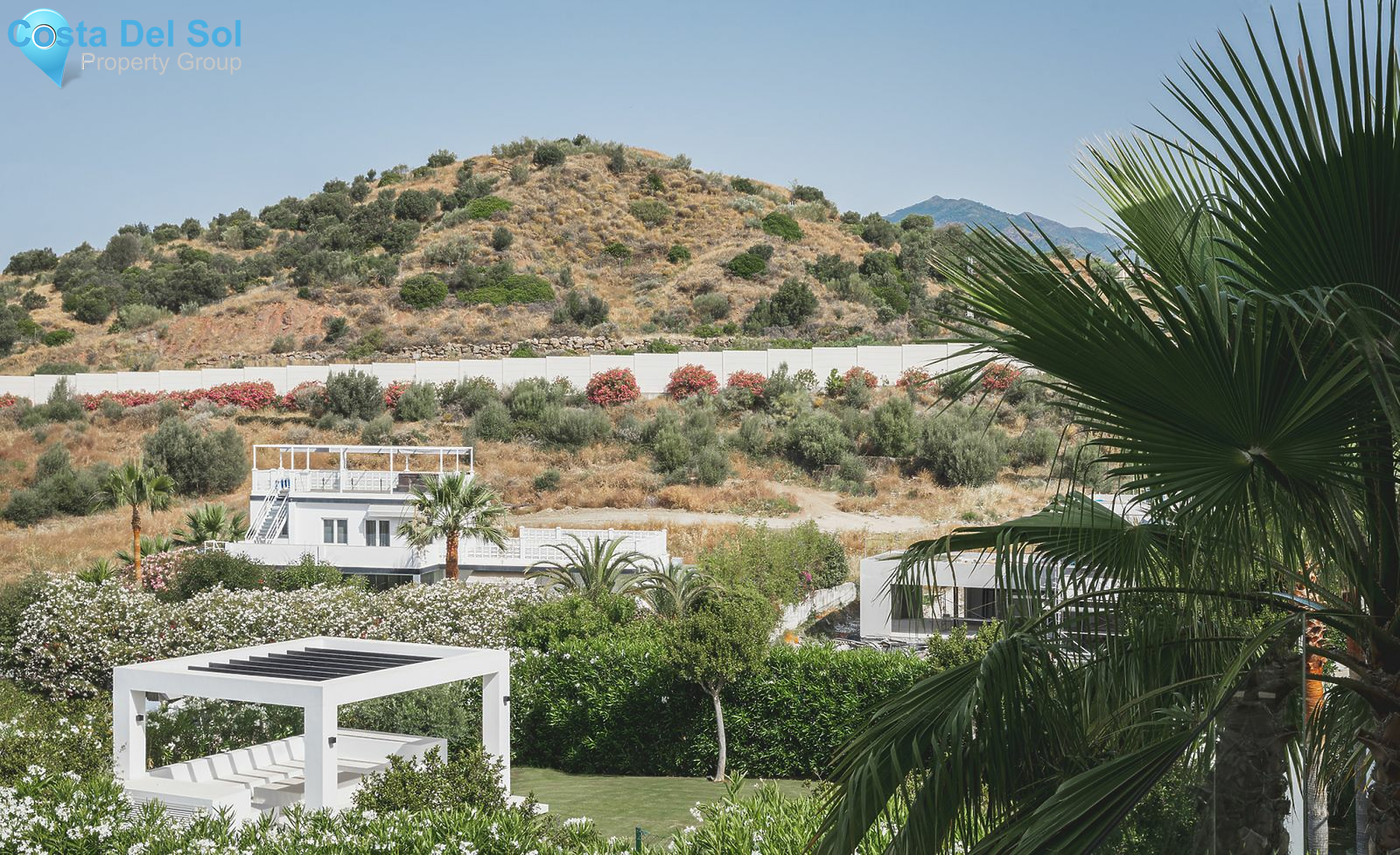 Detached Villa in Nueva Andalucía-1138347