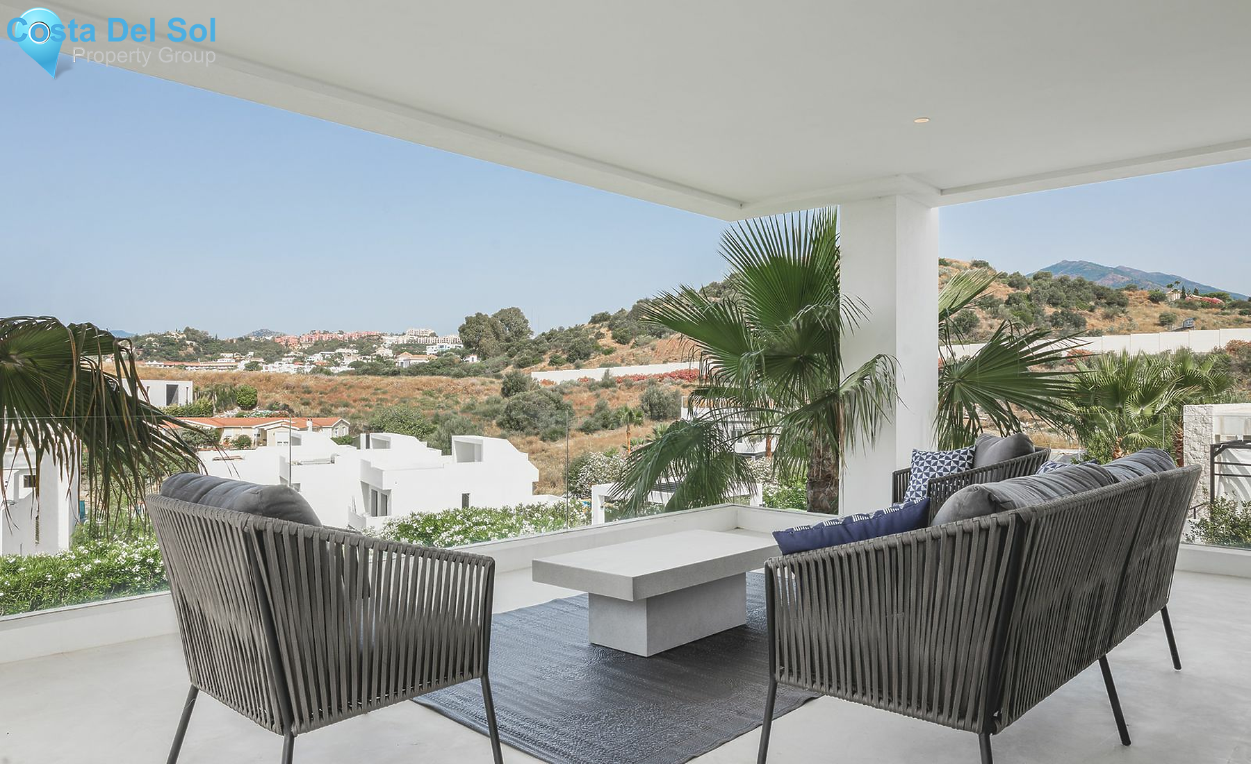 Detached Villa in Nueva Andalucía-1138339