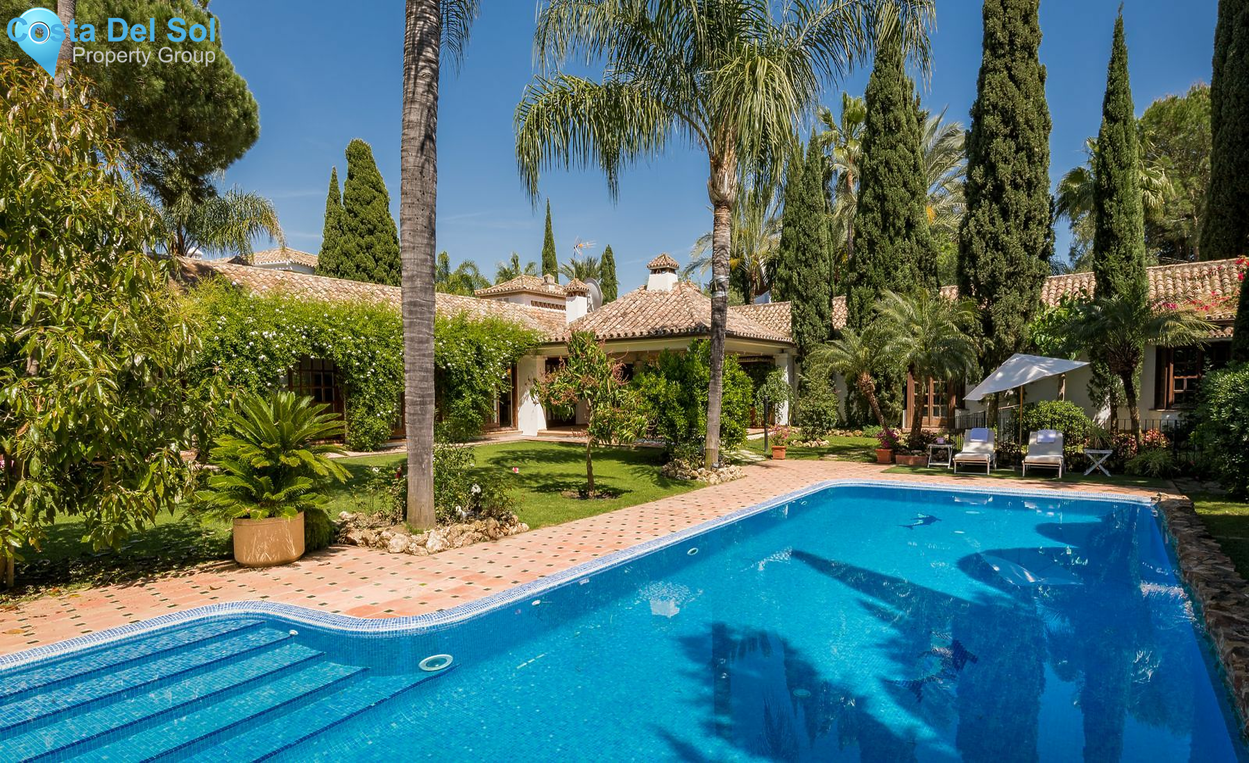 Detached Villa in Nueva Andalucía