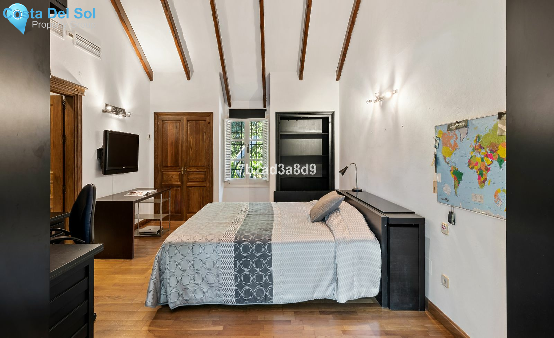 Detached Villa in Nueva Andalucía-1169981