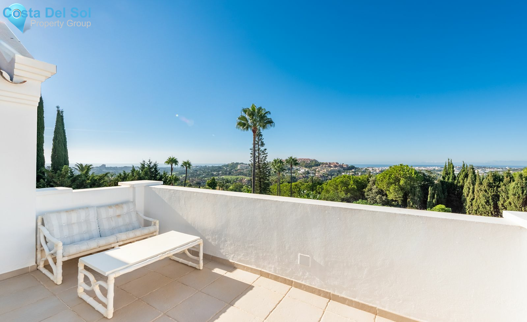Detached Villa in Nueva Andalucía-1174199