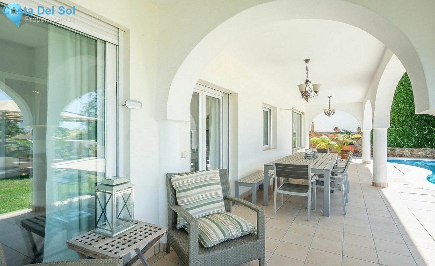 Detached Villa in Nueva Andalucía-1181737
