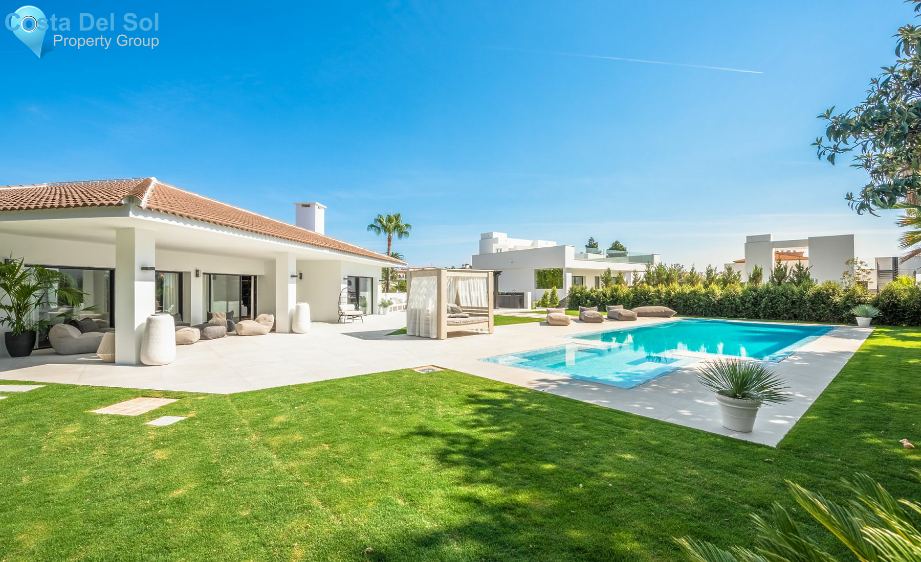 Detached Villa in Nueva Andalucía