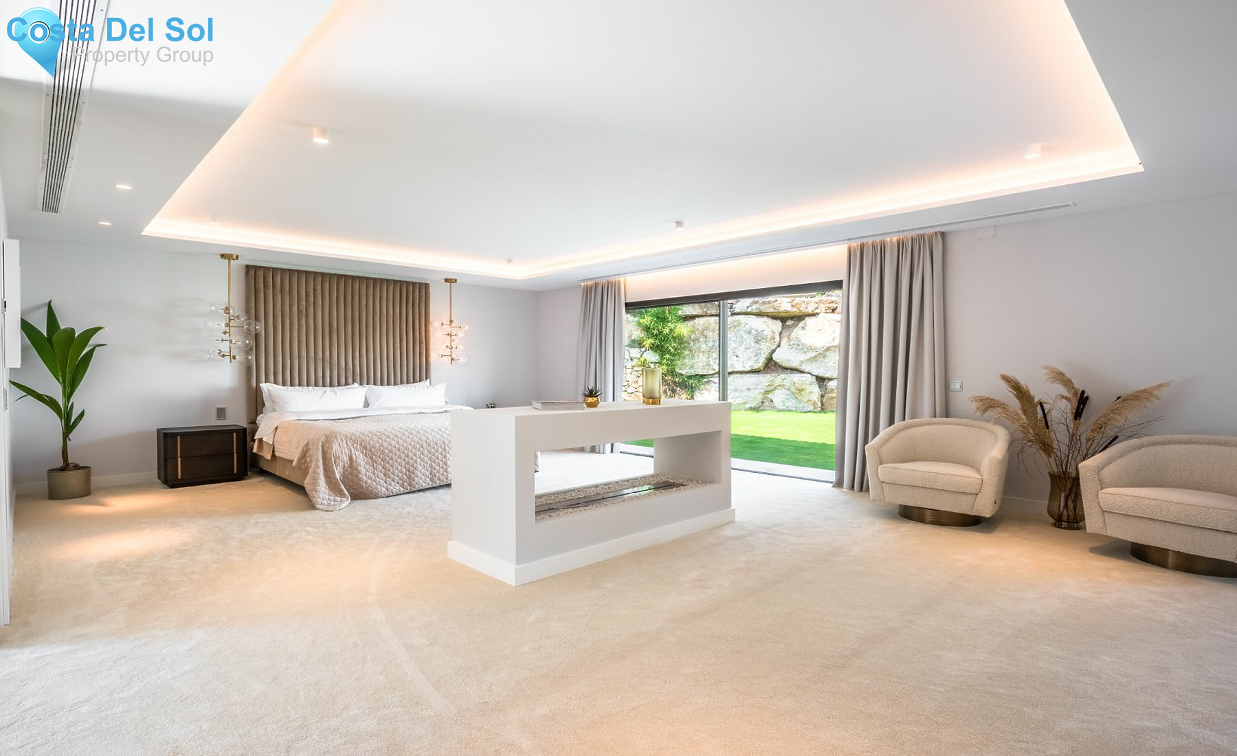 Detached Villa in Nueva Andalucía-1203632