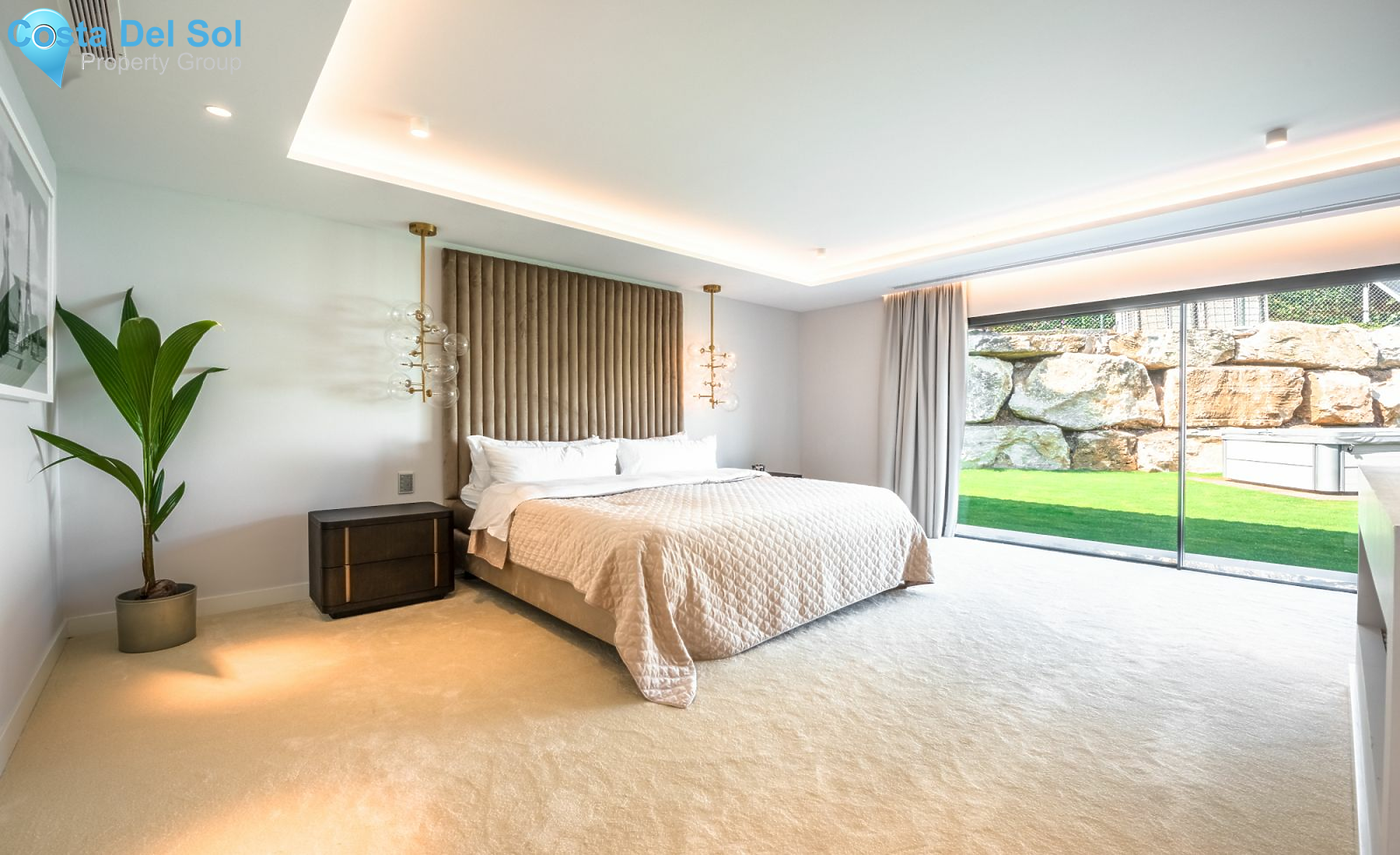 Detached Villa in Nueva Andalucía-1203633