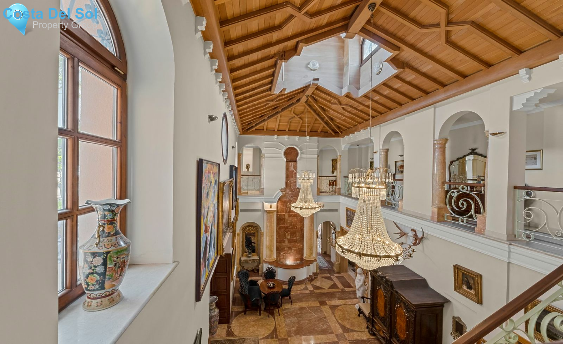 Detached Villa in Nueva Andalucía-1218791