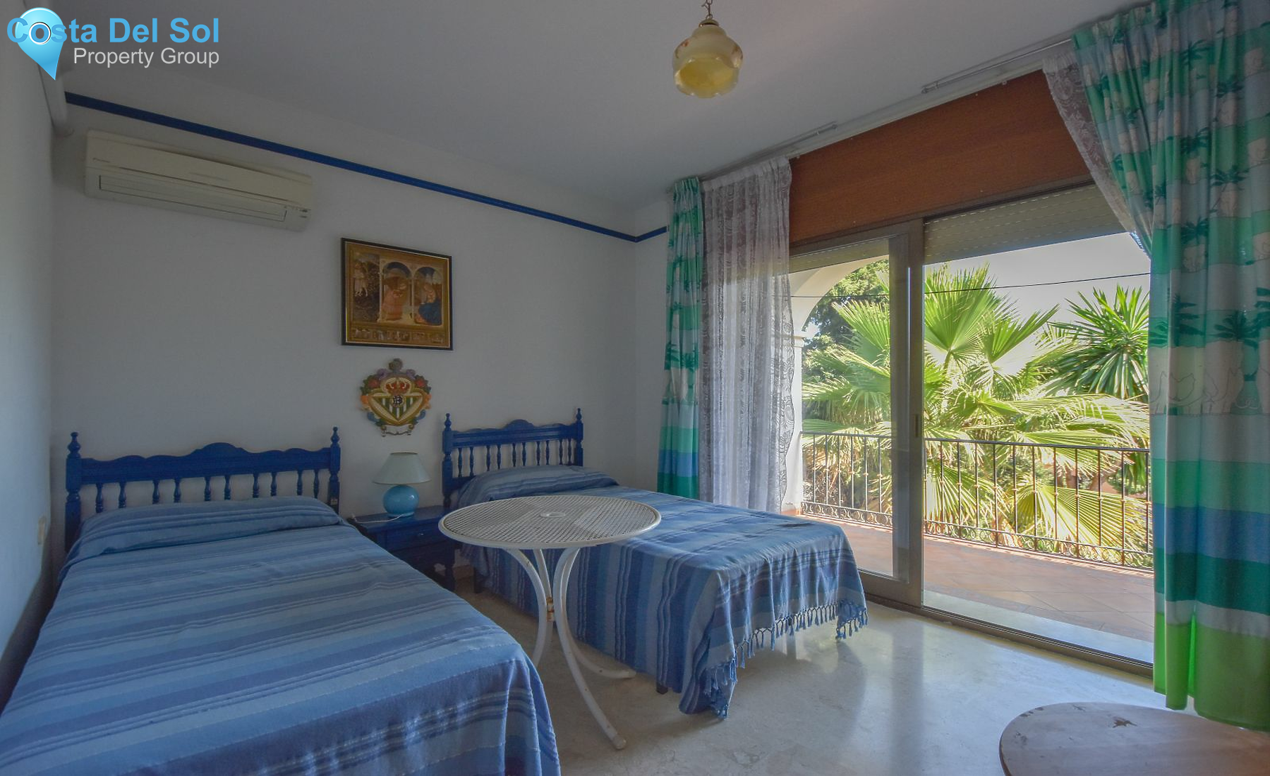 Detached Villa in Nueva Andalucía-1426539