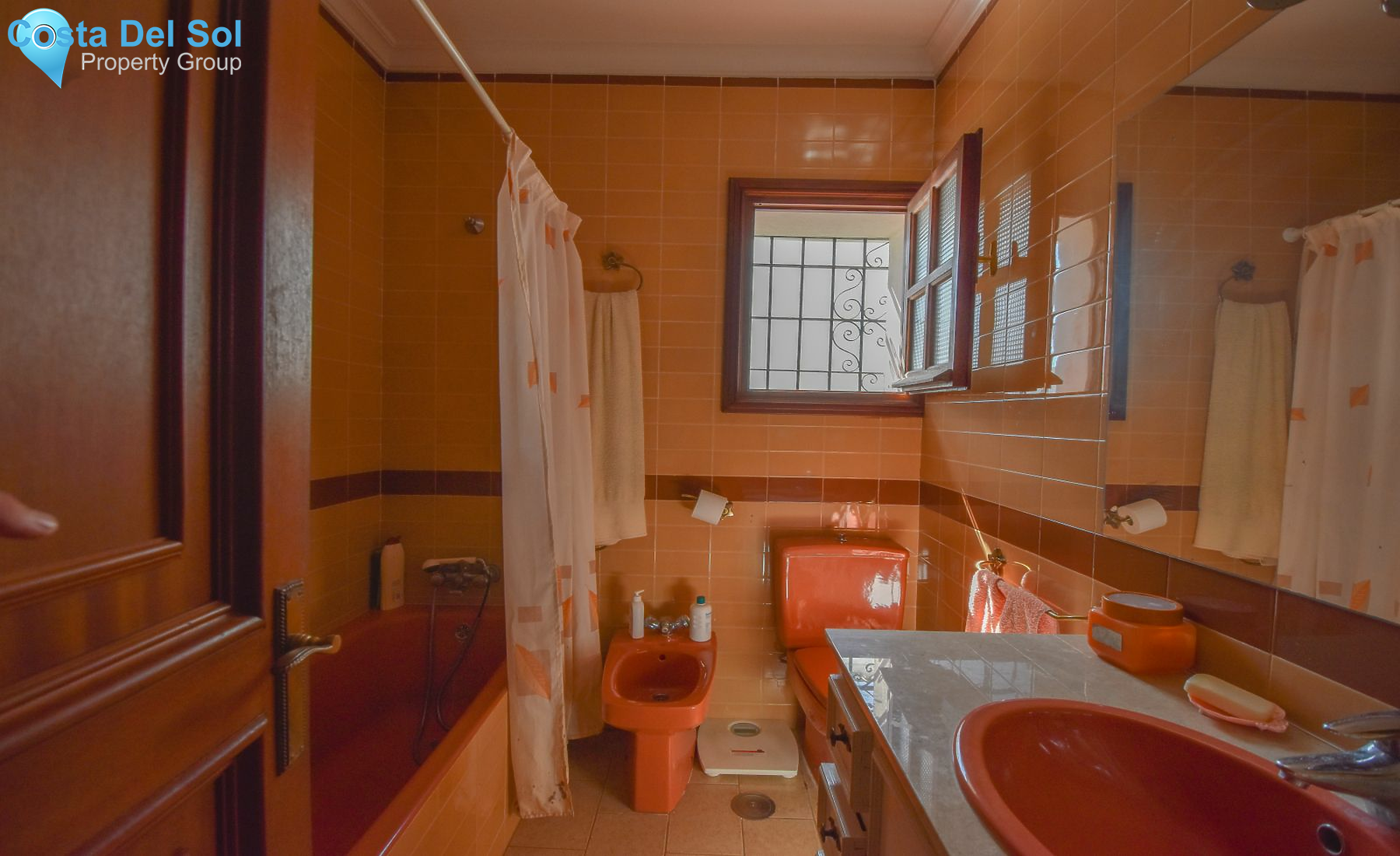 Detached Villa in Nueva Andalucía-1426541
