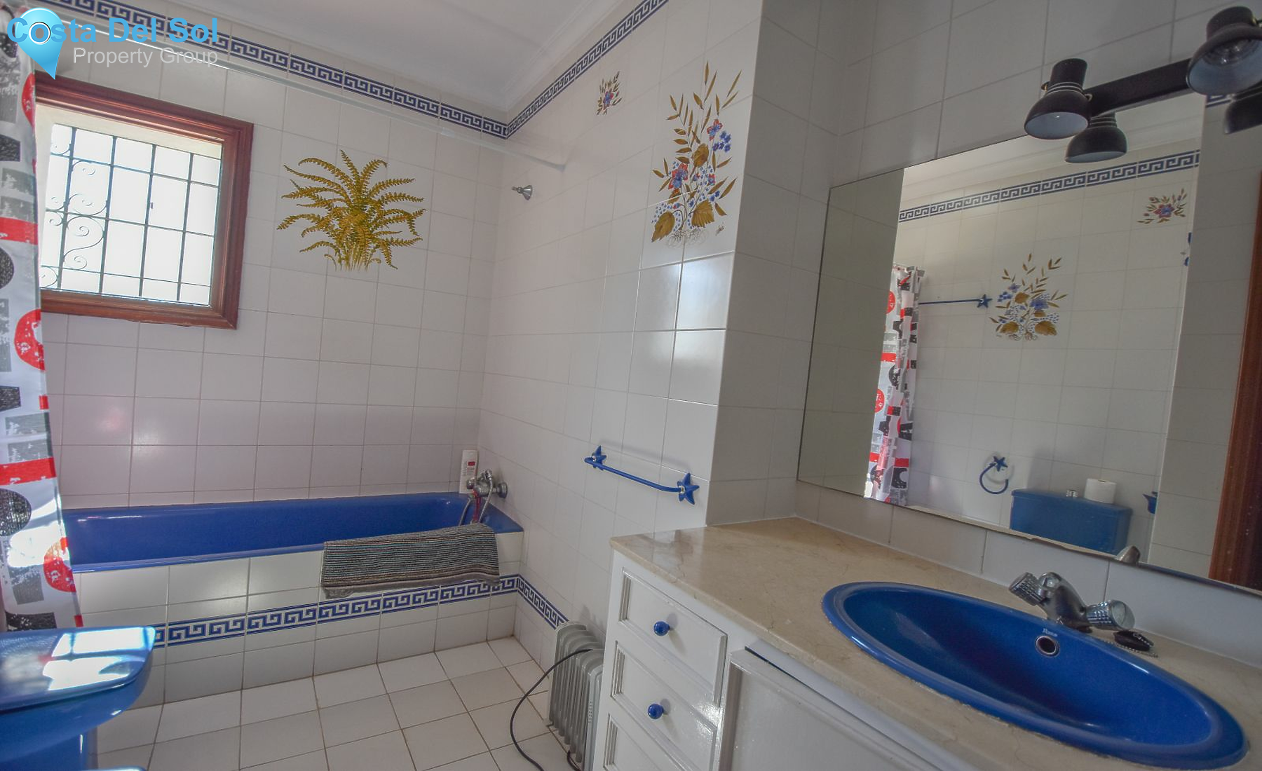 Detached Villa in Nueva Andalucía-1426544