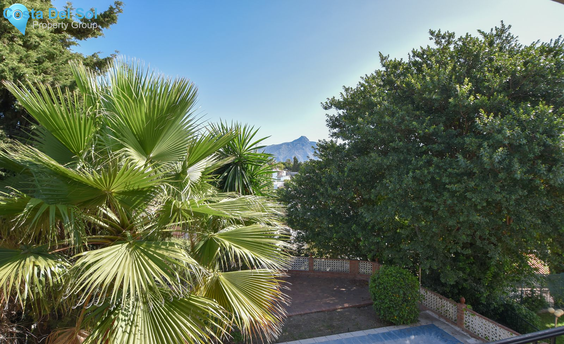Detached Villa in Nueva Andalucía-1426532
